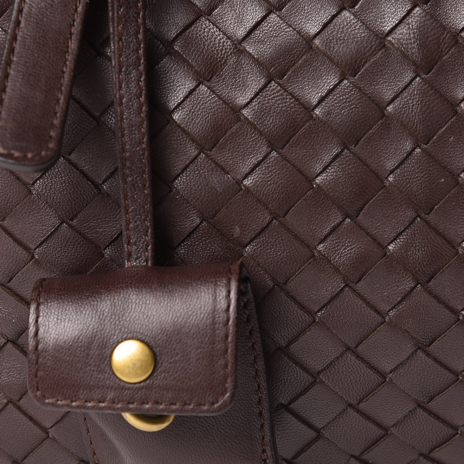 Bottega Veneta Nappa Intrecciato Montaigne Bag Ebano 21 of 24