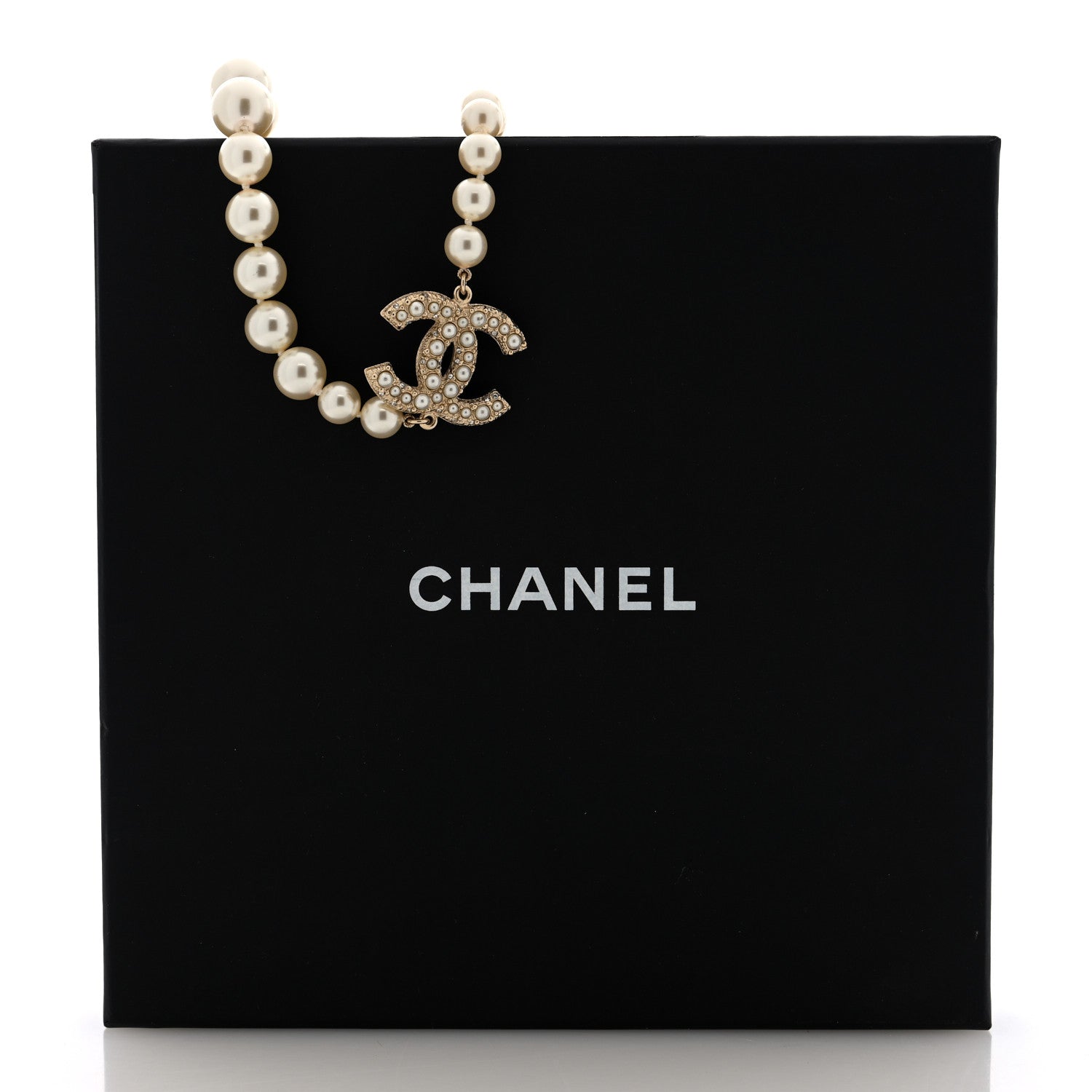 Chanel Pearl CC 100th Anniversary Necklace Light Gold 4 of 4