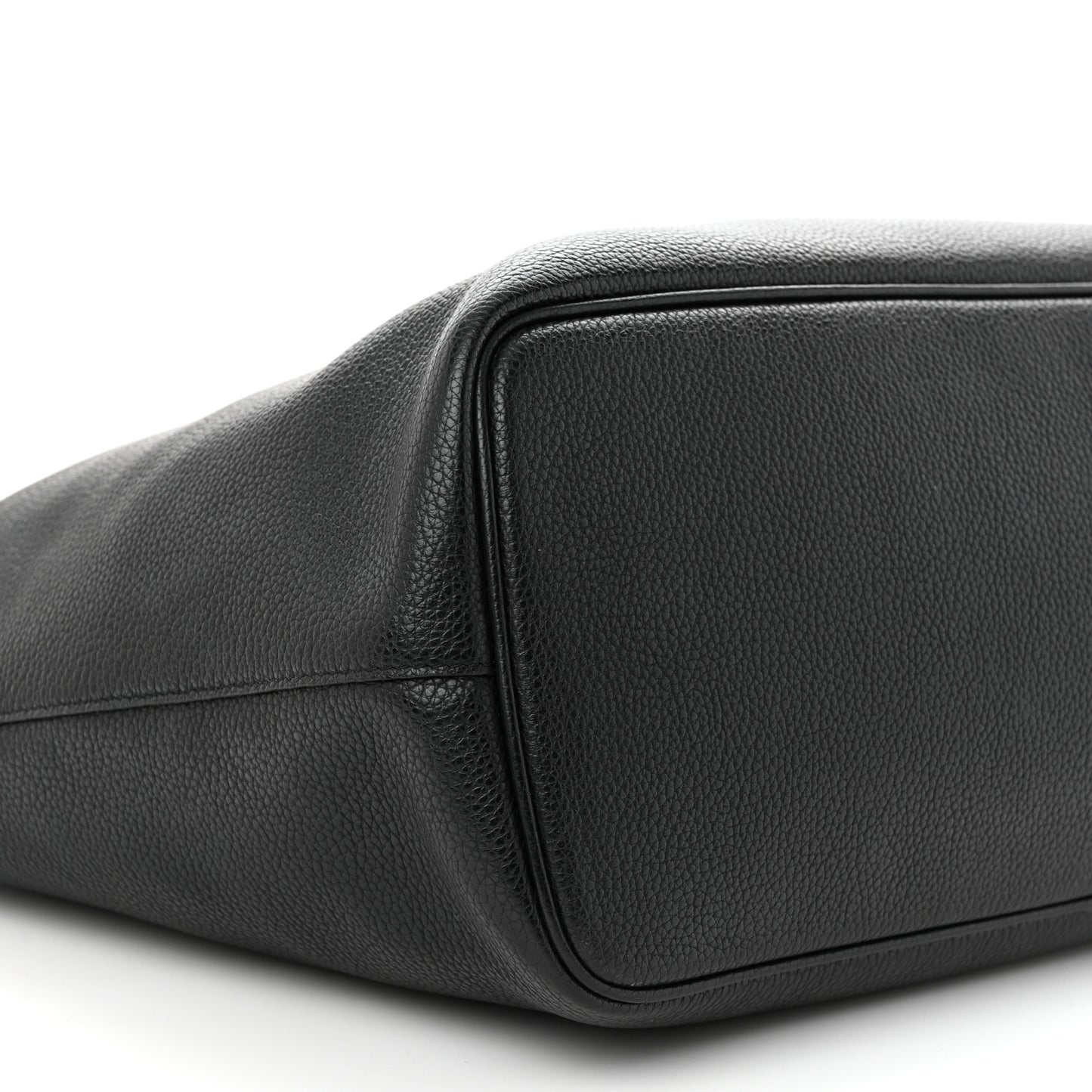 Grainy Calfskin Medium Gancini Tote Black