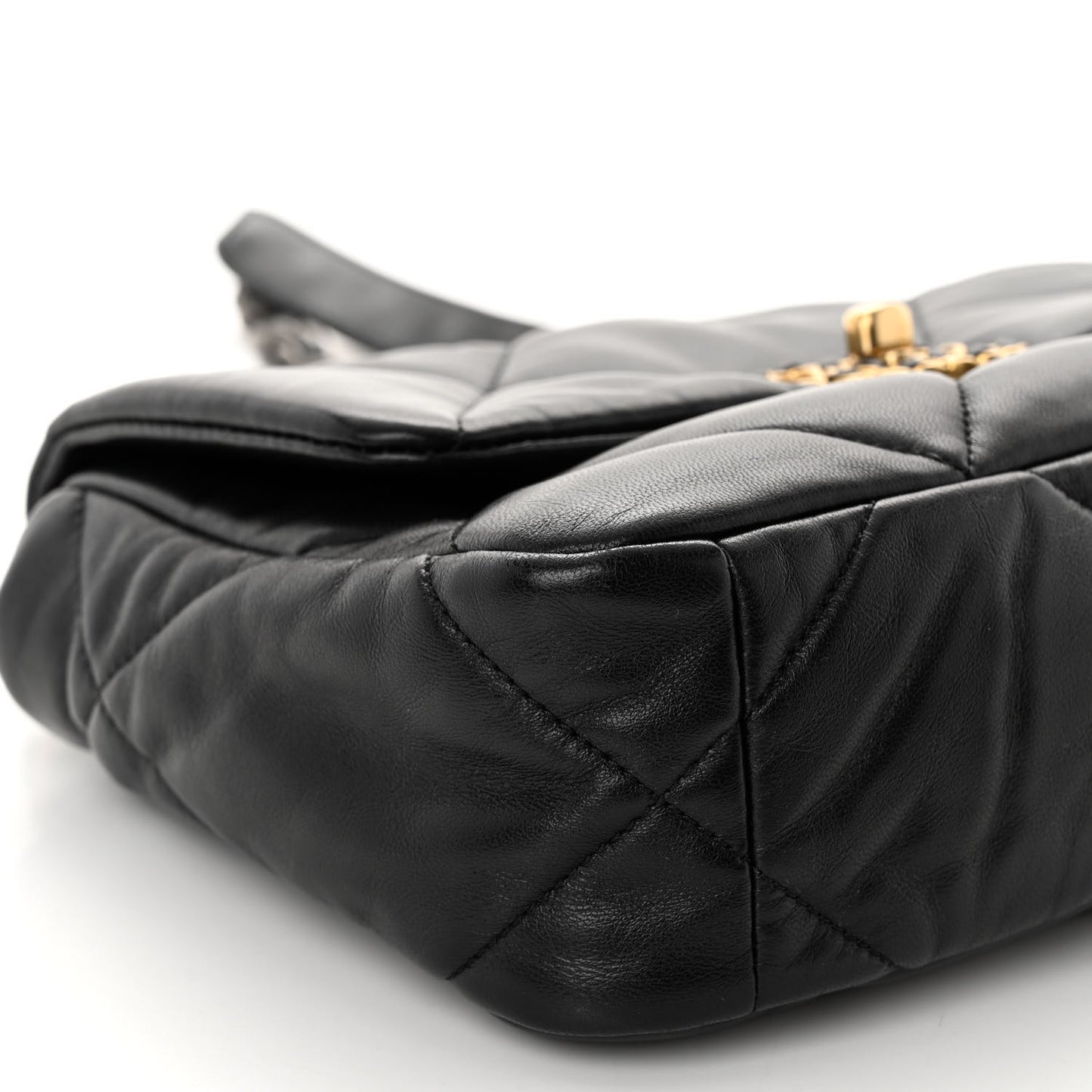 Goatskin Quilted Medium Chanel 19 Flap Black