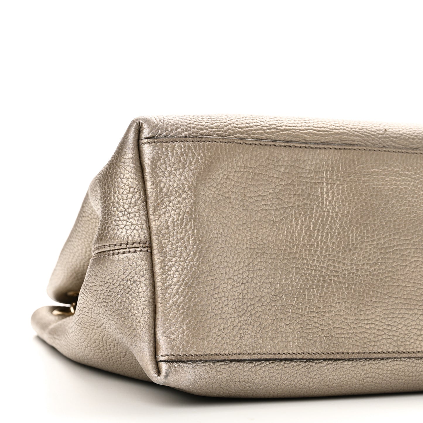 Metallic Pebbled Calfskin Medium Soho Chain Shoulder Bag Sasso