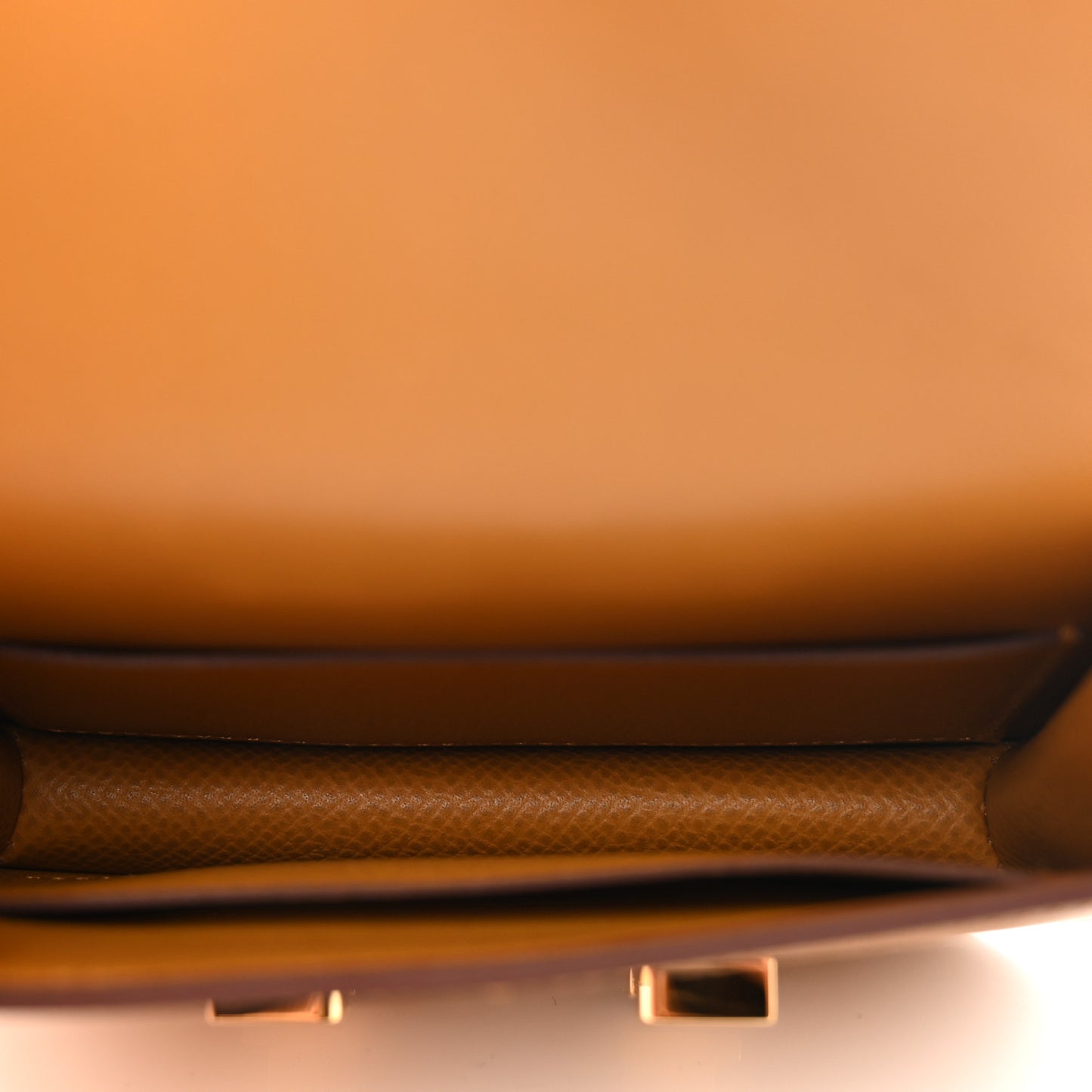 Epsom Constance Slim Wallet Sesame
