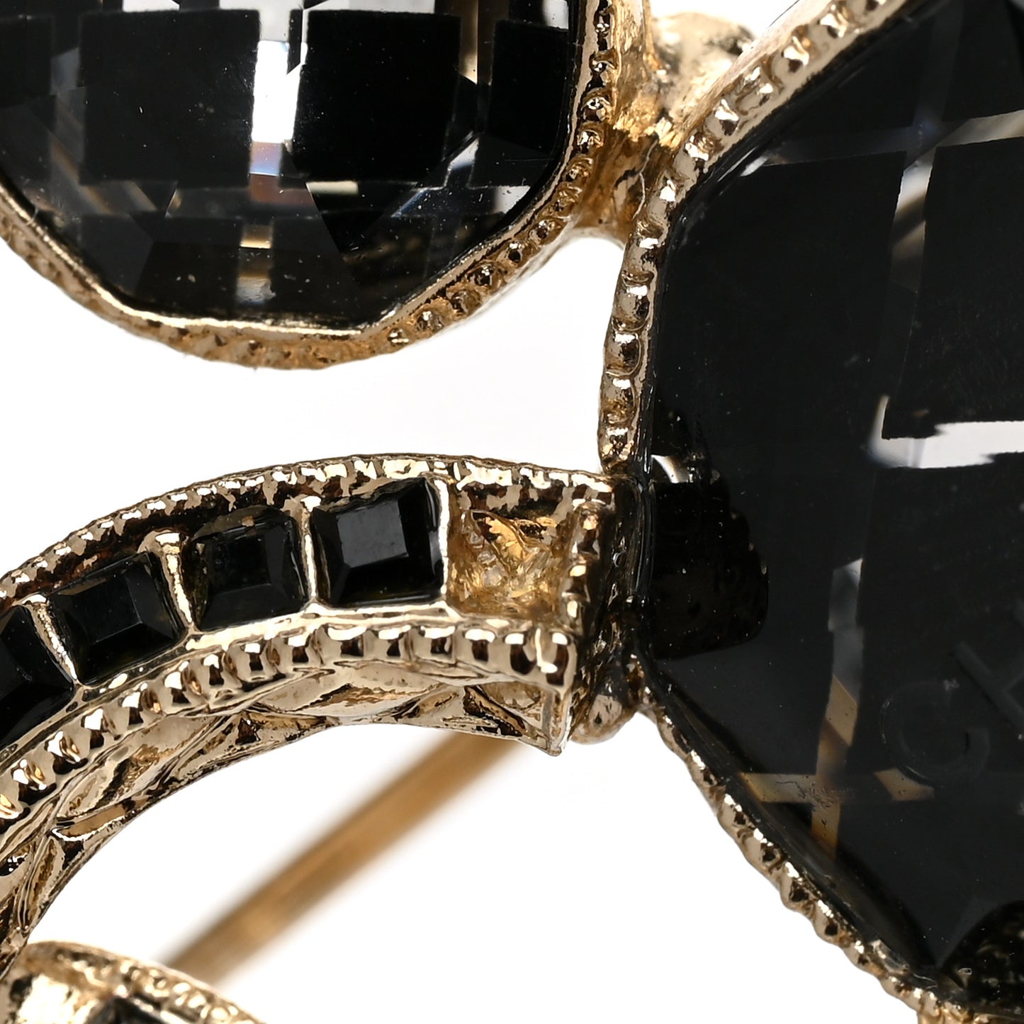 Crystal Large CC Quilted Logo Brooch Gold