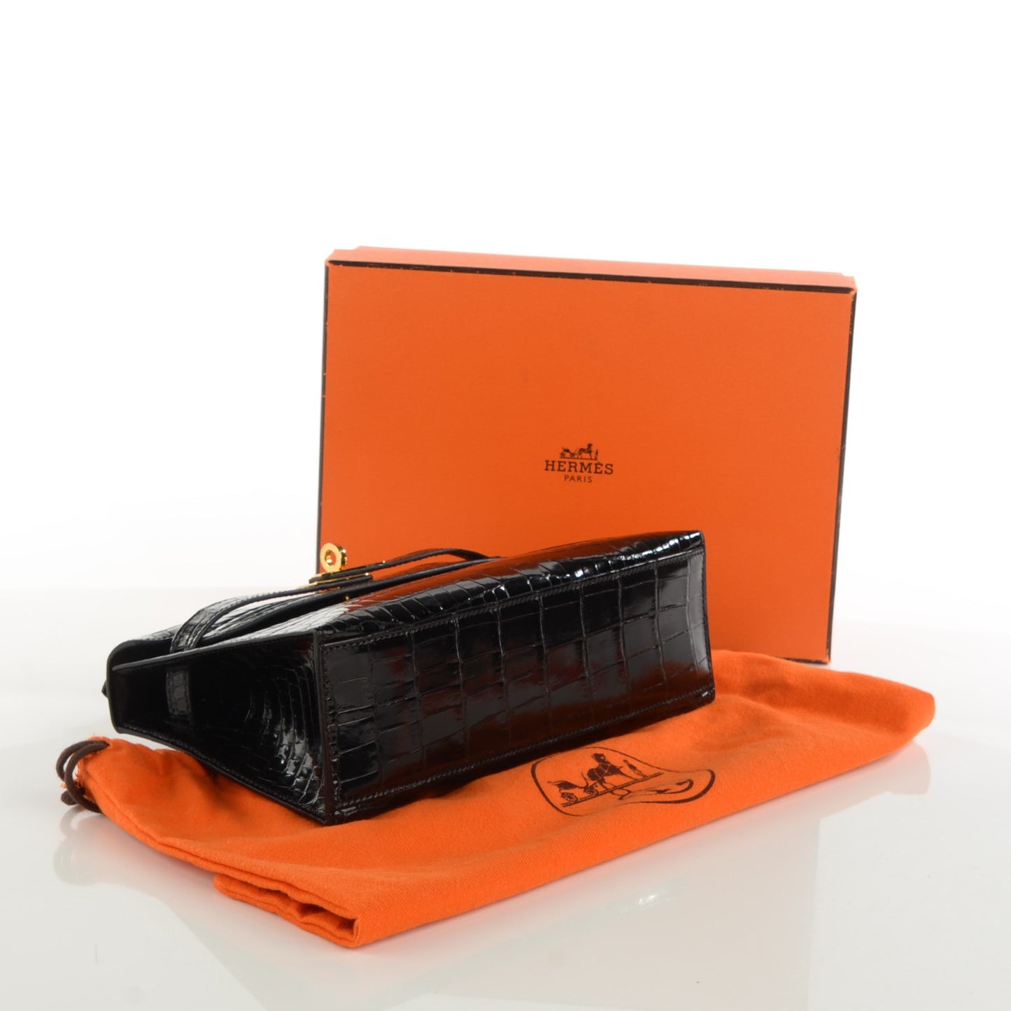 Shiny Niloticus Crocodile Kelly Pochette Black