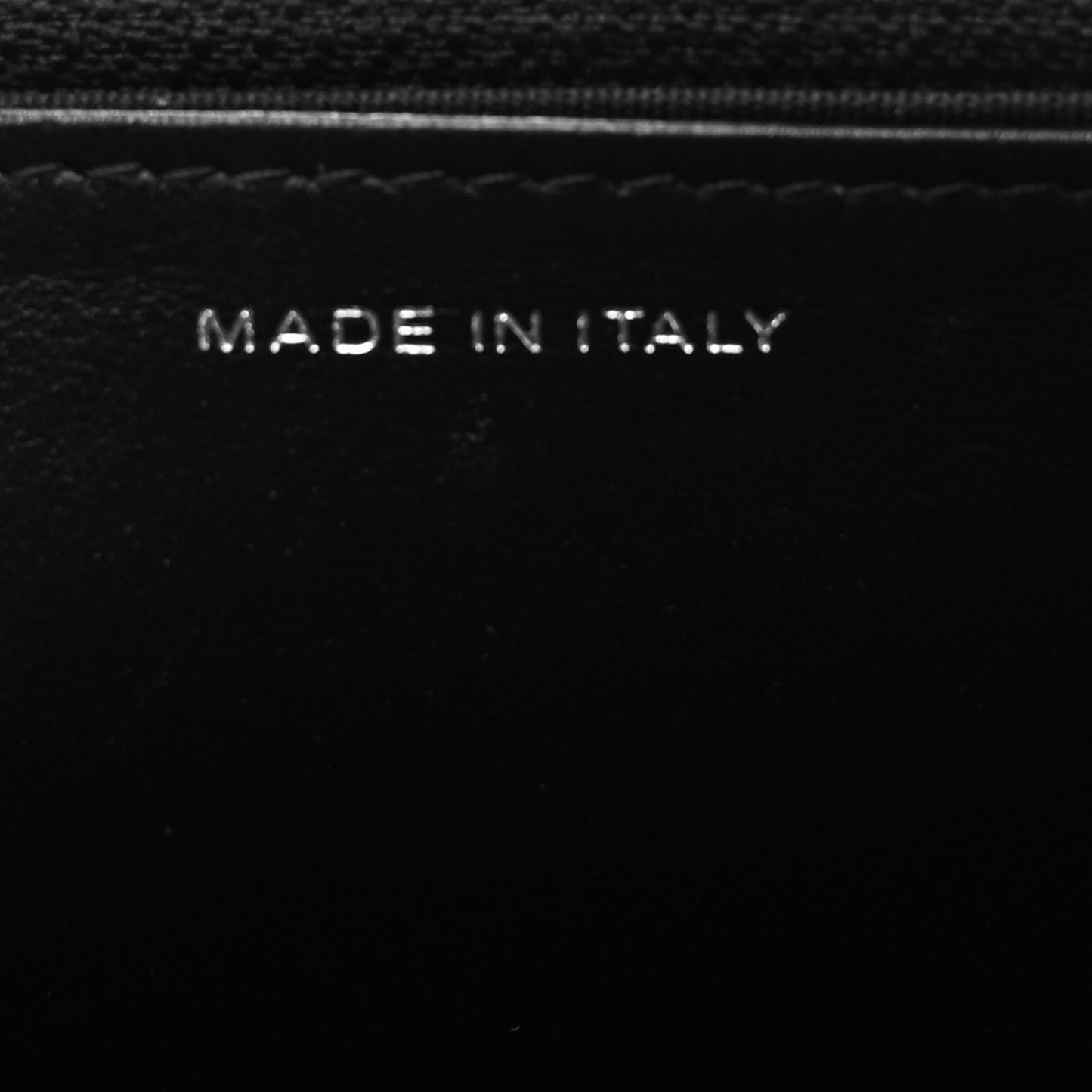 Caviar Quilted My Everything Wallet On Chain WOC Black