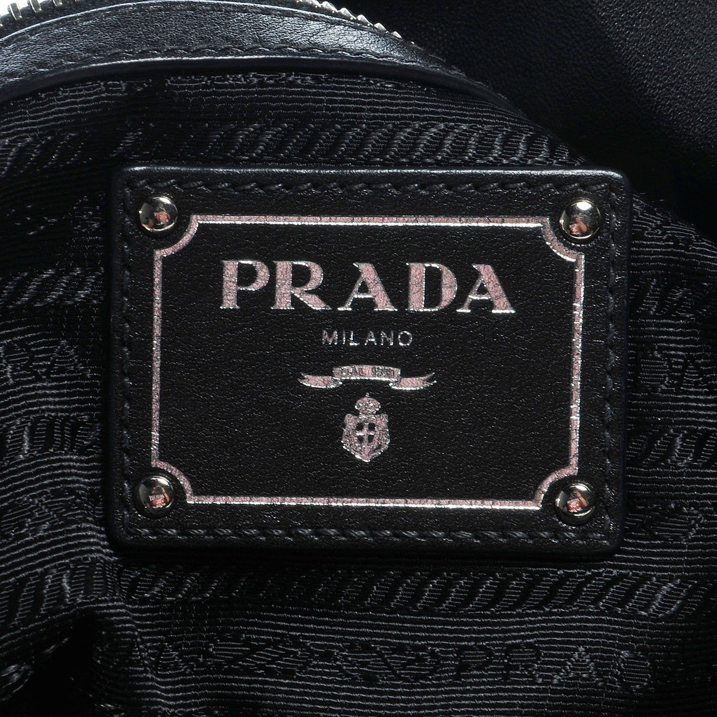 Soft Calf Chain Tote Nero Black