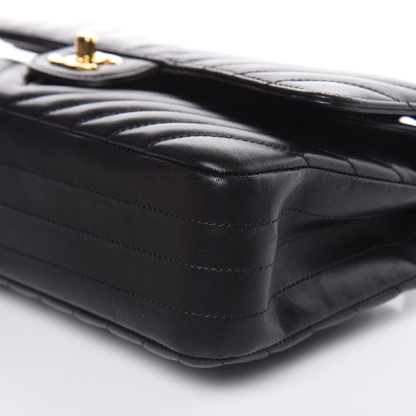 Lambskin Chevron Quilted Medium Double Flap Black