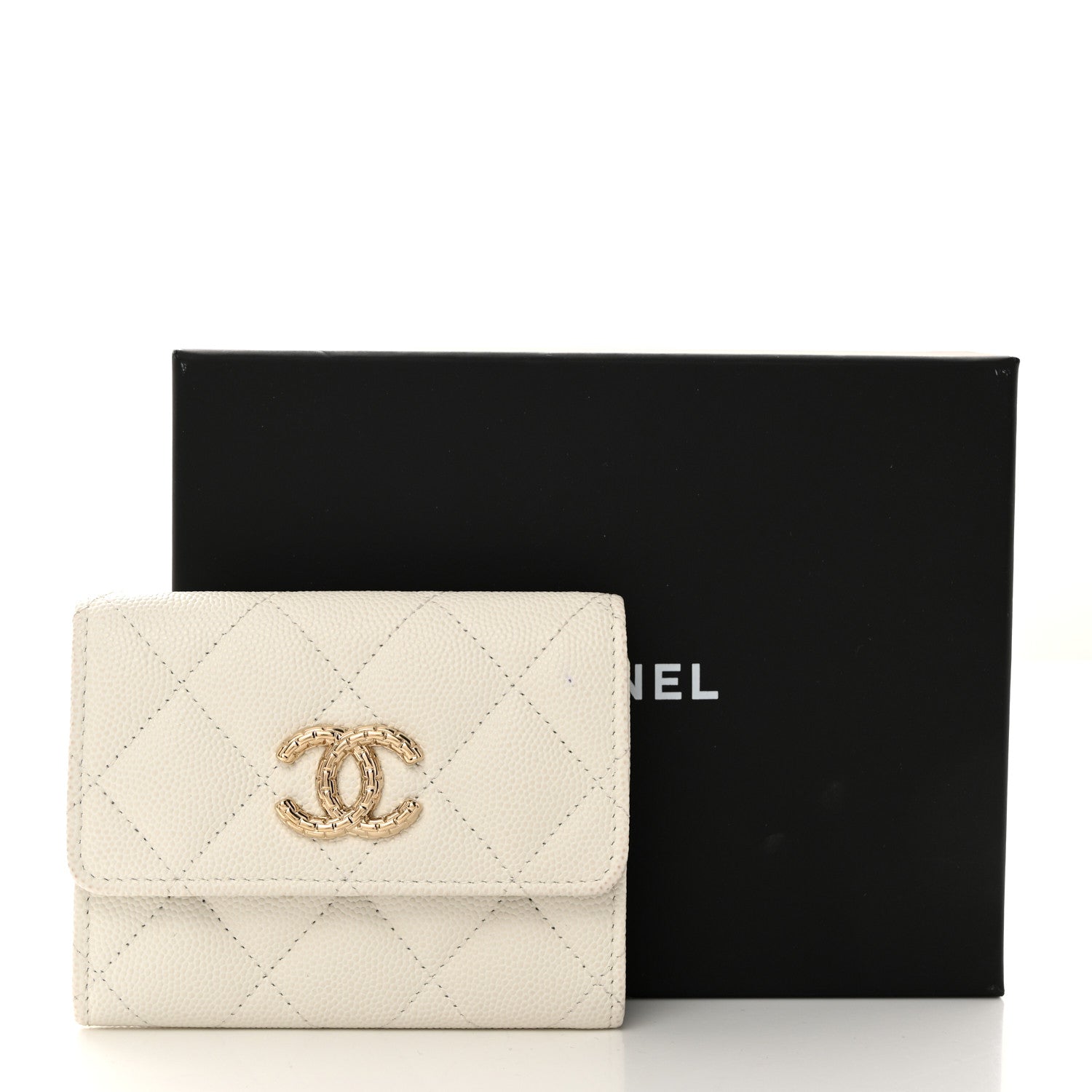 Chanel Caviar Quilted Chain CC Quilted Compact Flap Card Holder White 9 of 9