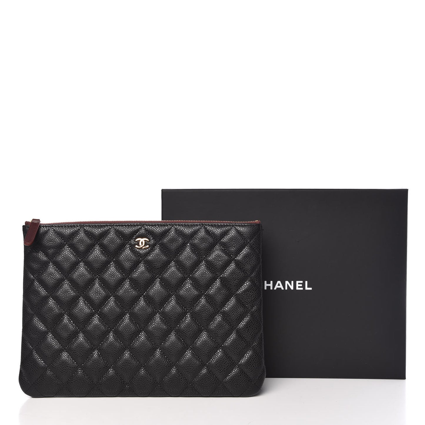 Caviar Quilted Medium Cosmetic Case Black