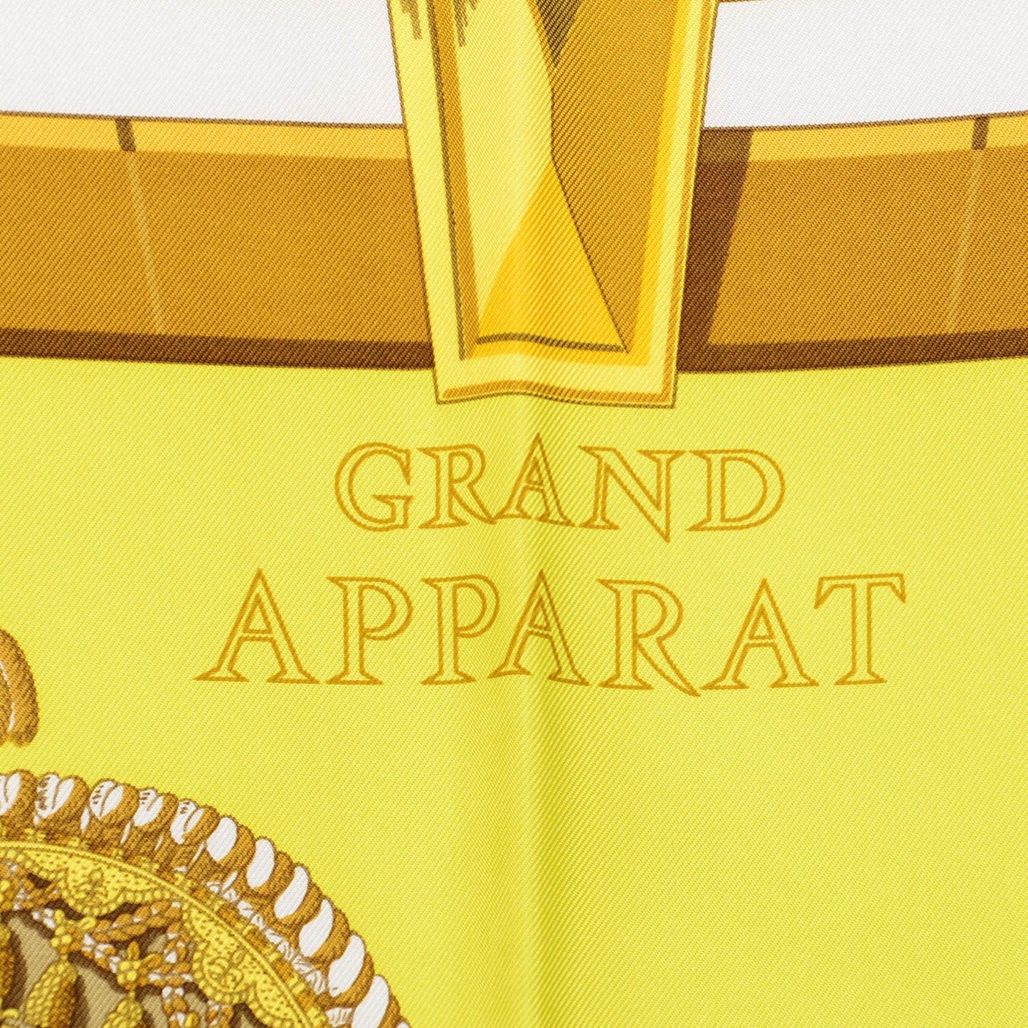 Silk Grand Apparat Scarf 90
