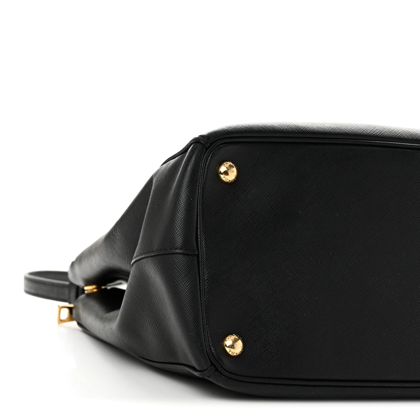 Saffiano Medium Galleria Double Zip Tote Black