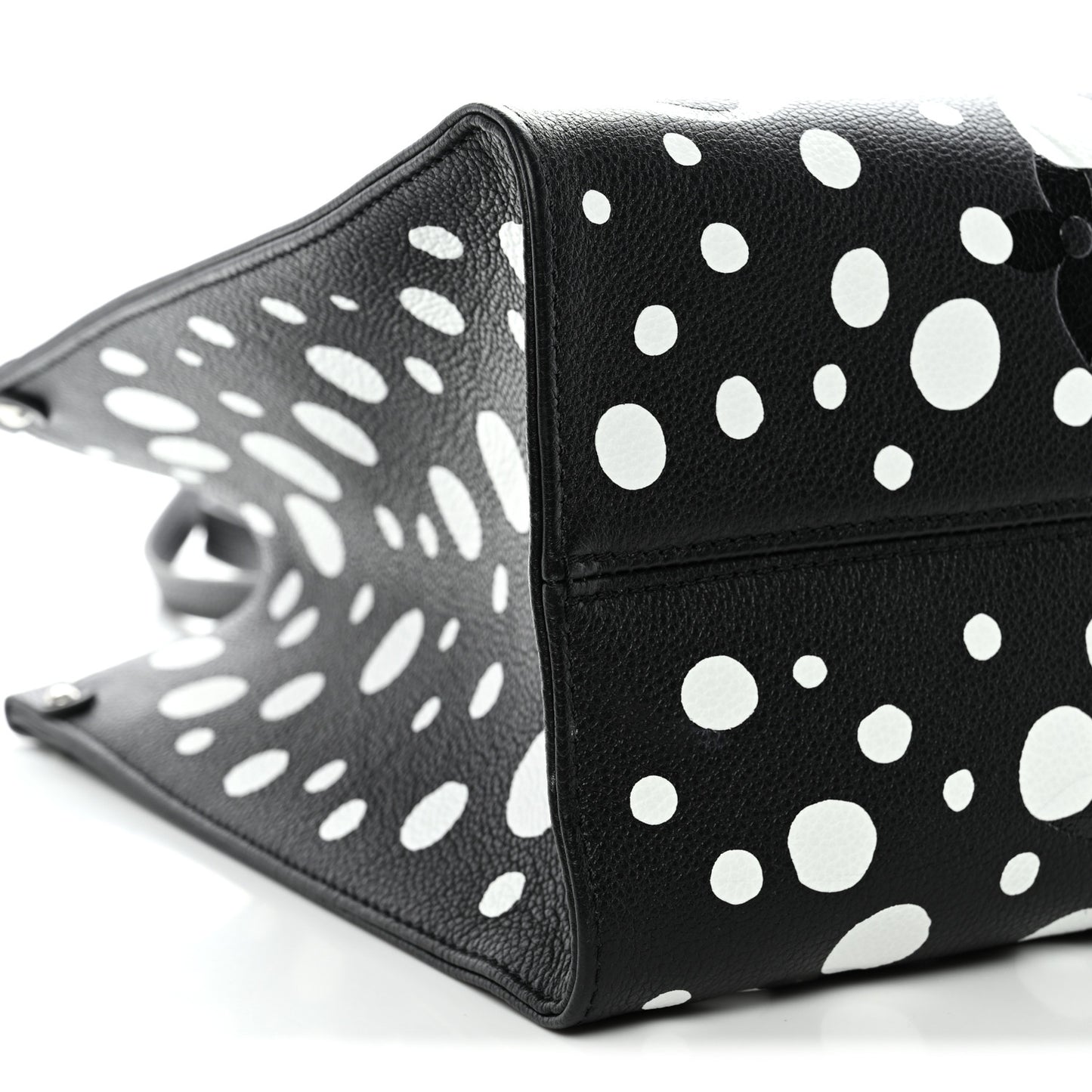 LV X YK Empreinte Monogram Giant Onthego MM Black
