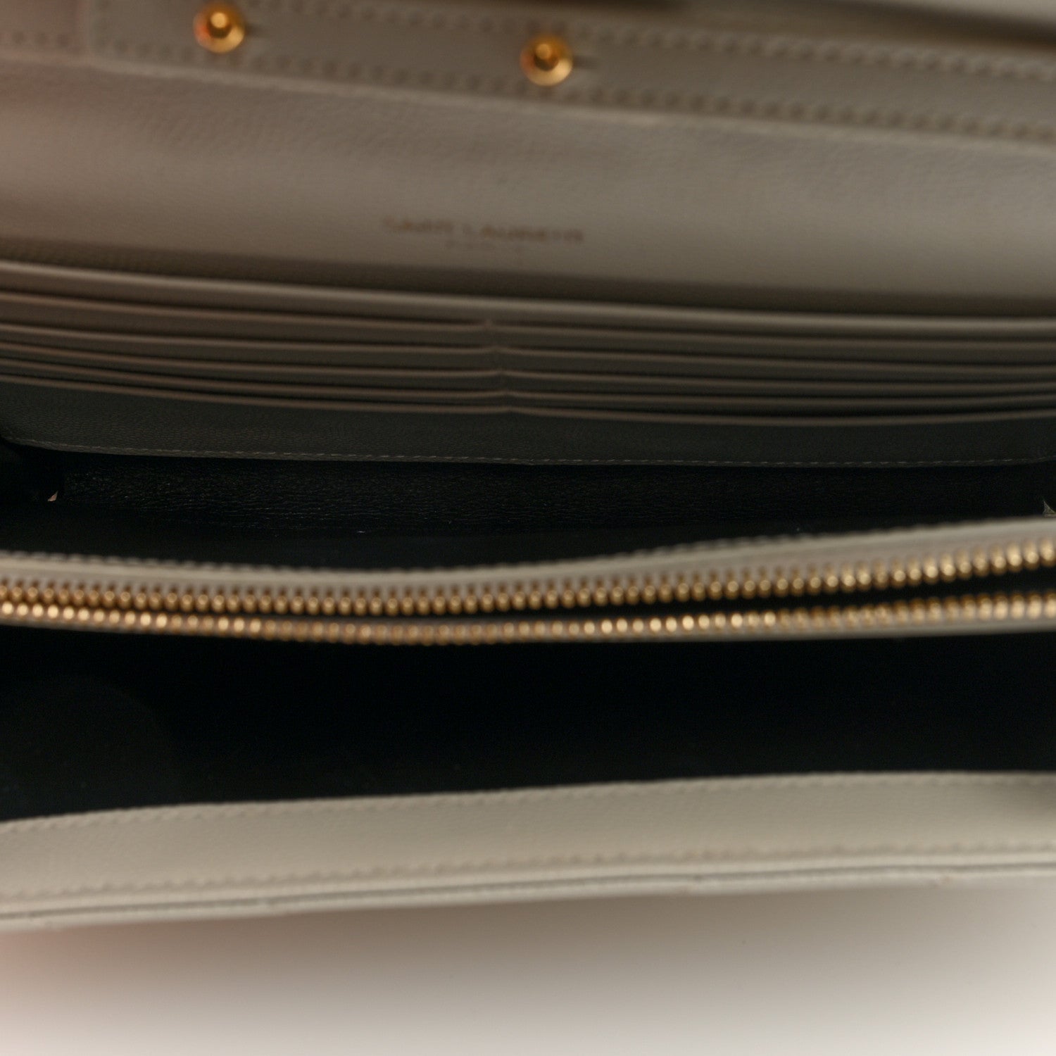 Saint Laurent Grain De Poudre Matelasse Chevron Monogram Chain Wallet Crema Soft 4 of 8