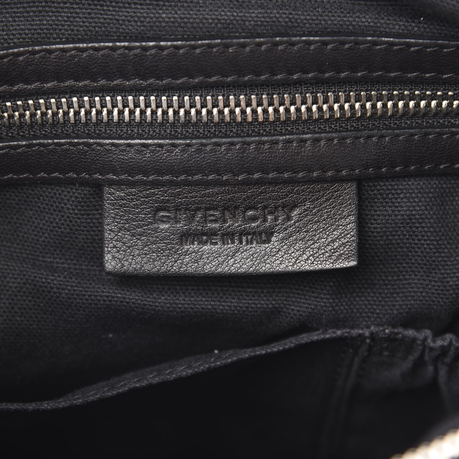 Givenchy Pebbled Calfskin Medium Pyramid Stud Pandora Black 6 of 10