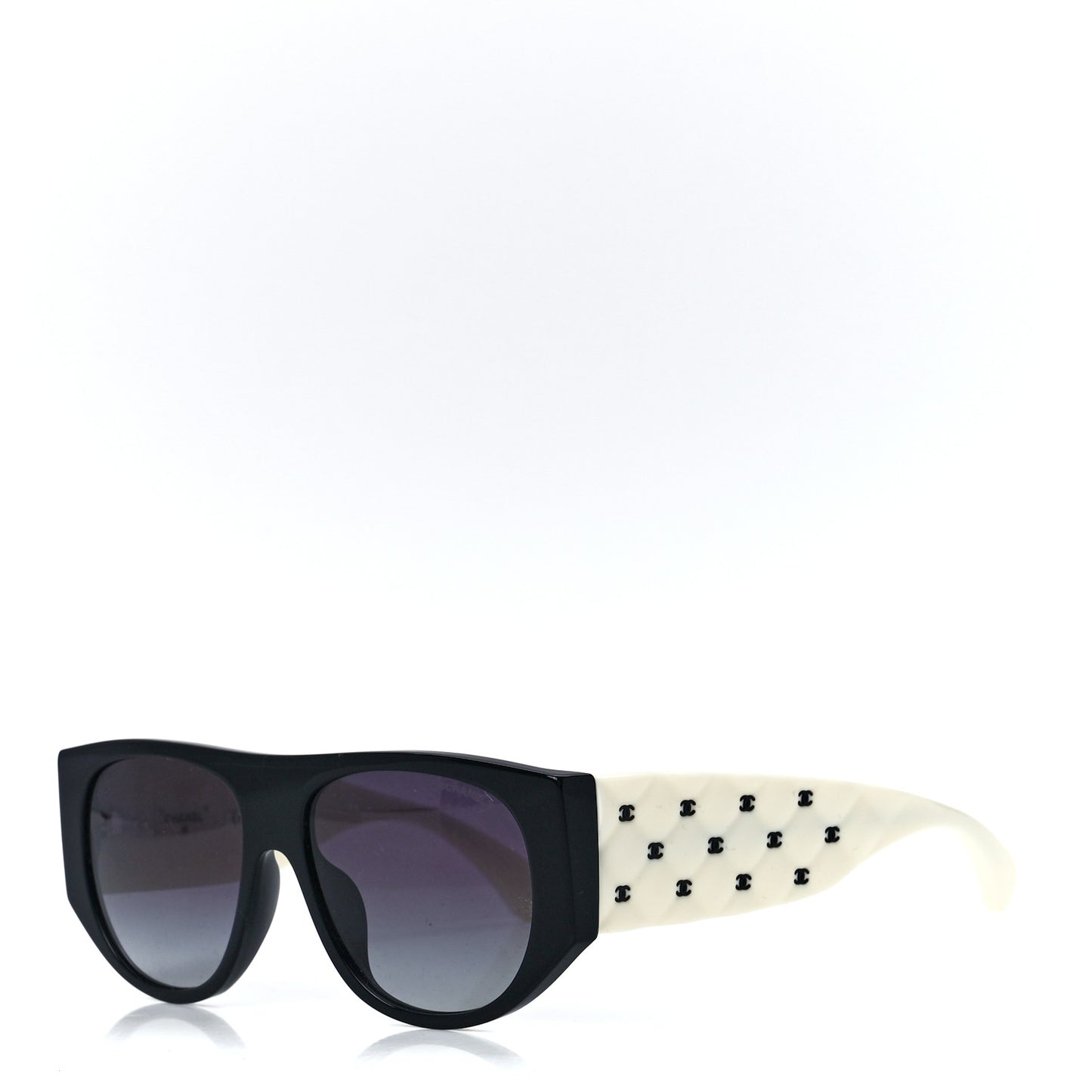 Acetate Quilted CC Pilot Sunglasses 71465 White Black