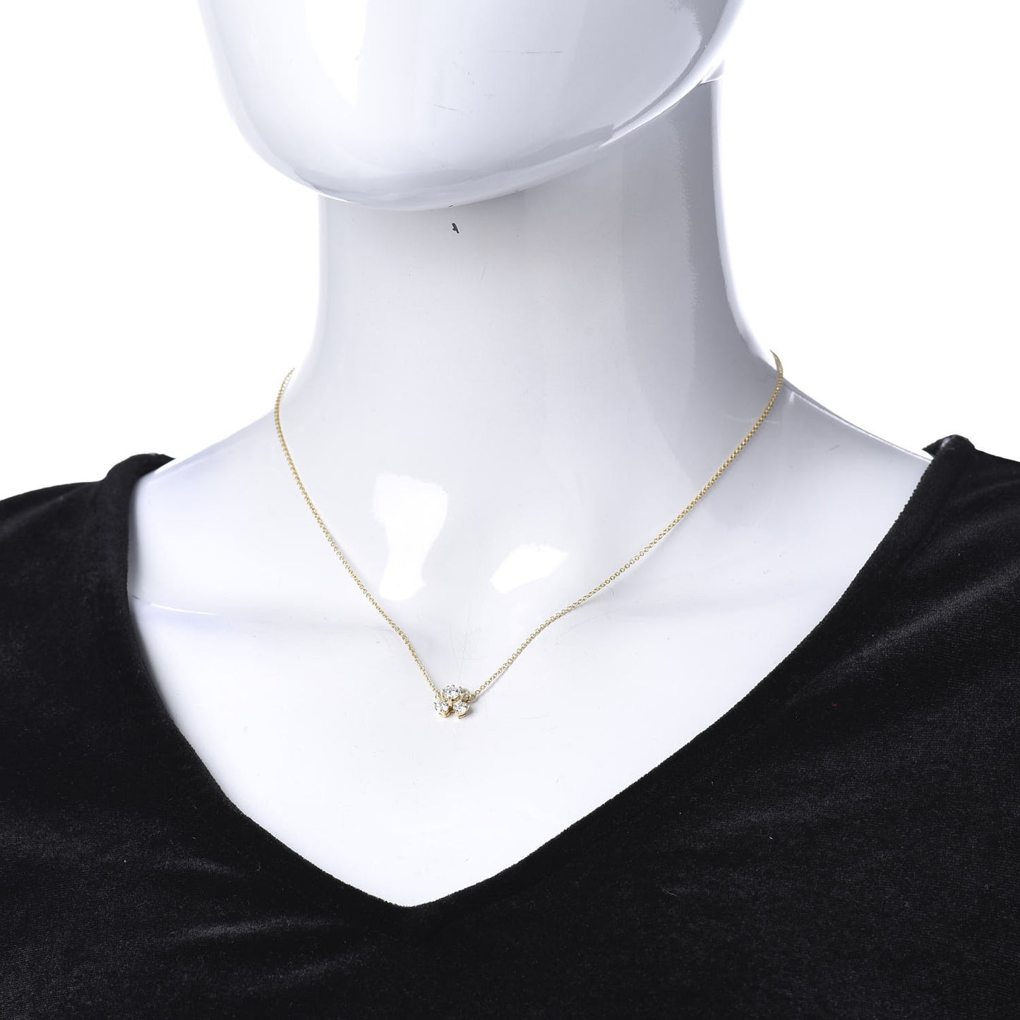 18K Yellow Gold Five Diamond Flower Cluster Pendant Necklace