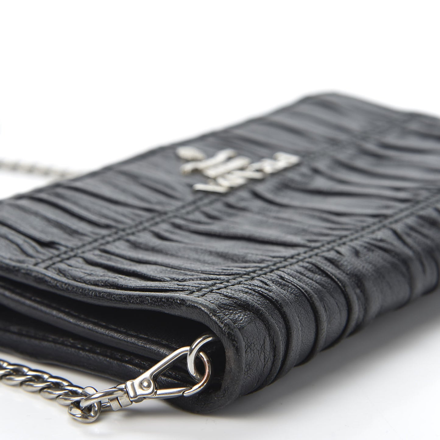 Nappa Gaufre Wallet On Chain Black