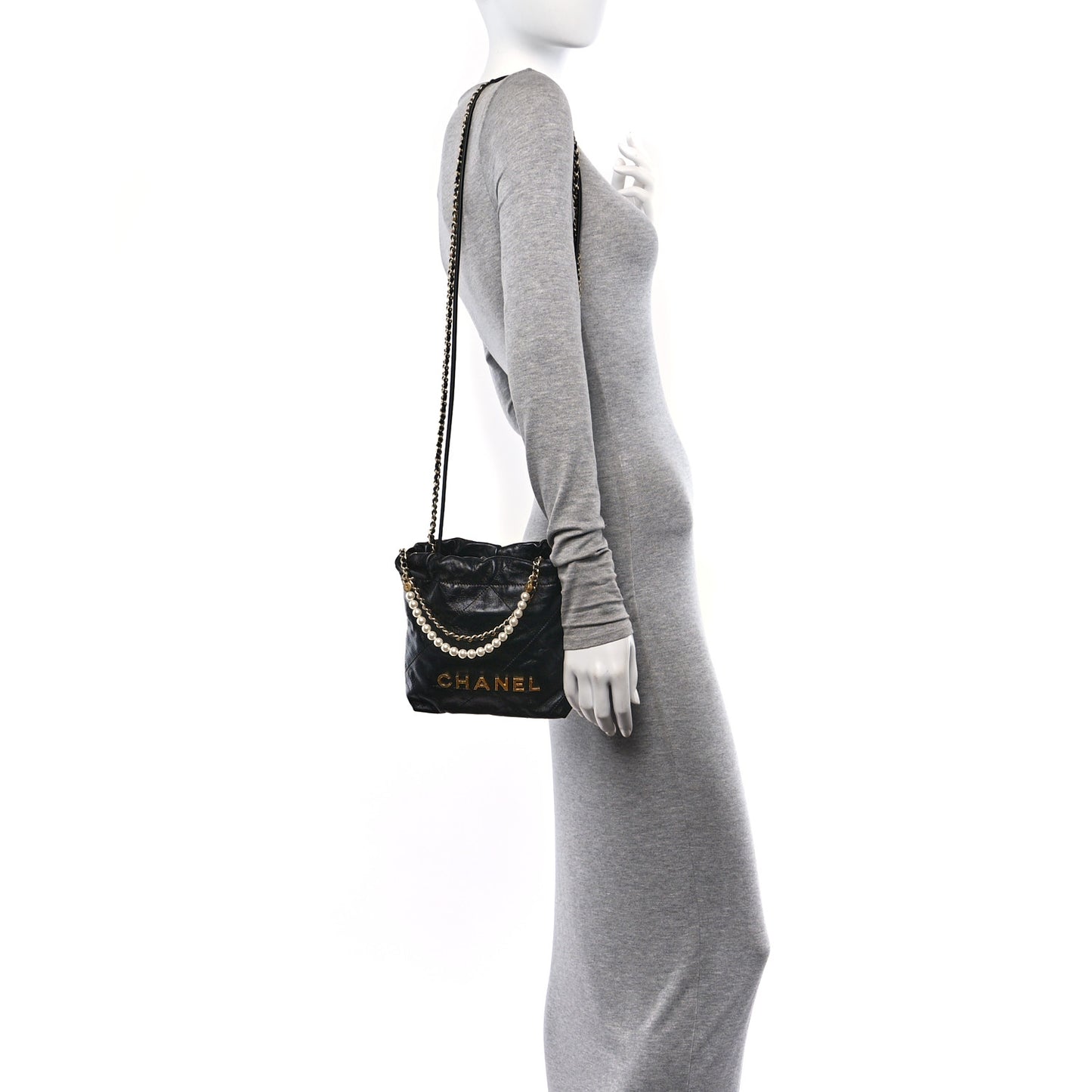 Shiny Crumpled Calfskin Quilted Pearl Mini Chanel 22 Black