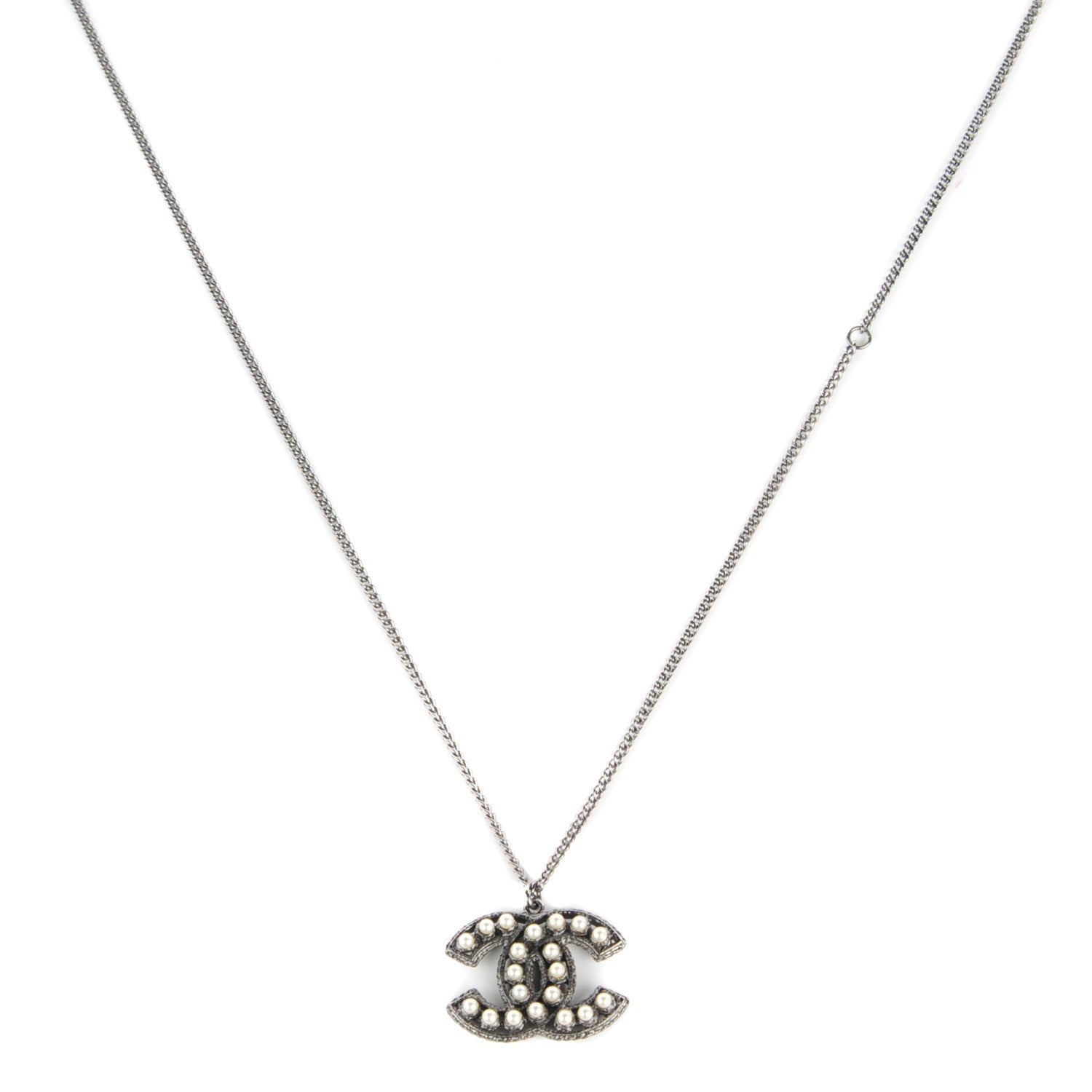Chanel Ruthenium Pearl CC Necklace 1 of 4