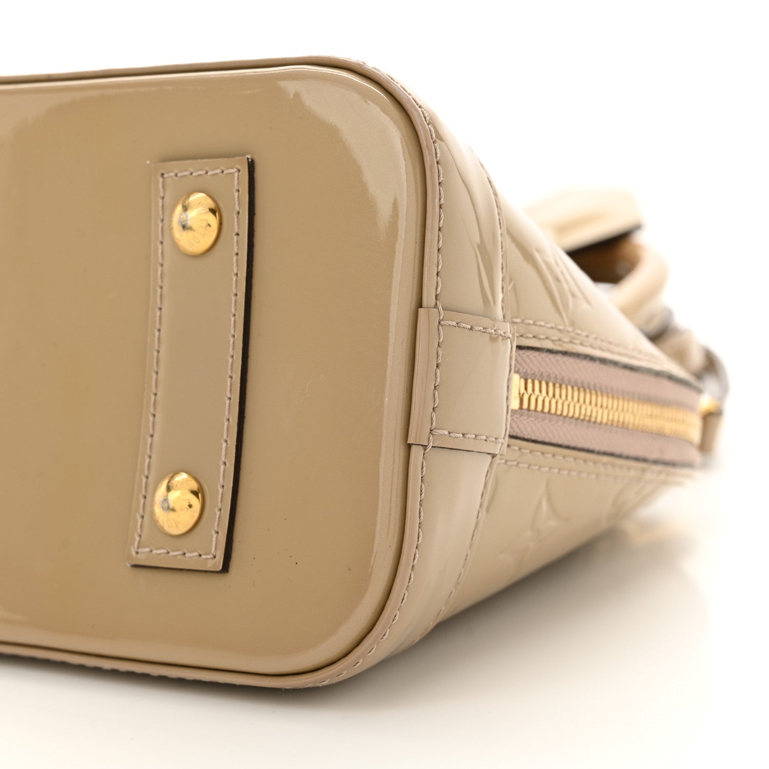 Louis Vuitton Vernis Alma BB Dune 11 of 14