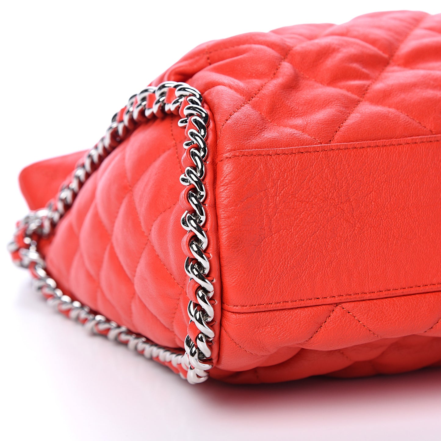 Washed Lambskin Chain Around Hobo Red