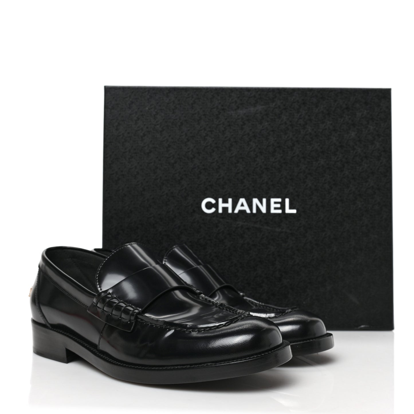Shiny Calfskin Logo Loafers 38.5 Black