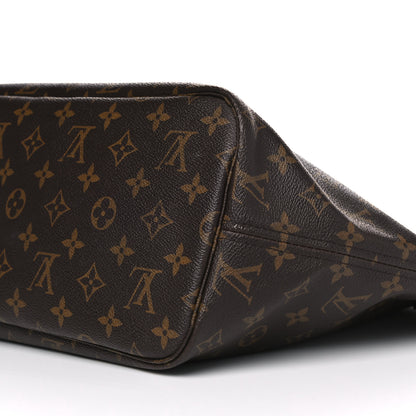 Louis Vuitton Monogram Neverfull MM 14 of 34