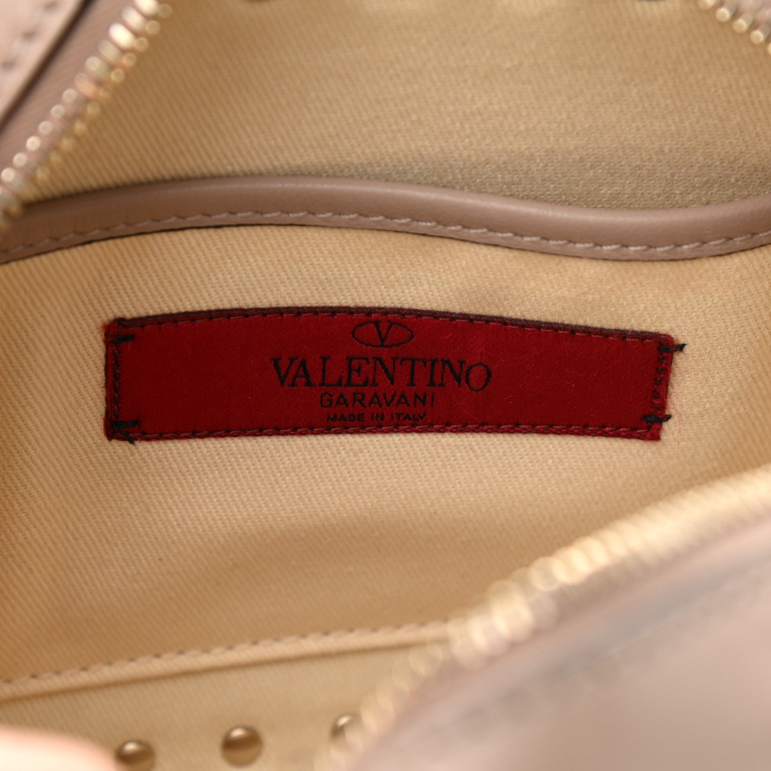 Valentino Garavani Calfskin Rockstud Camera Crossbody Bag Poudre 6 of 9