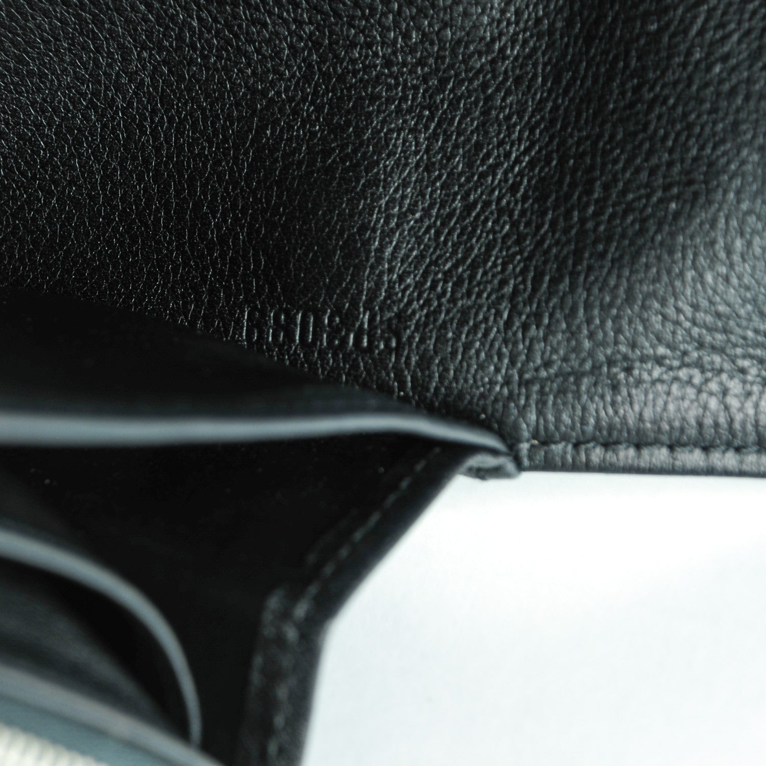 Louis Vuitton Mahina Amelia Clutch Wallet Black 7 of 7