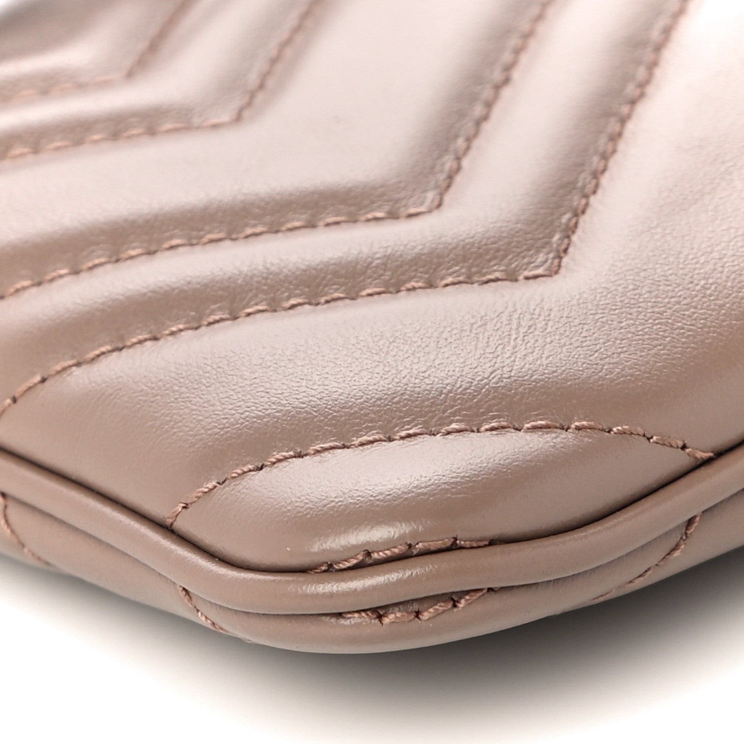 Gucci Calfskin Matelasse GG Marmont Wrist Wallet Porcelain Rose 10 of 13