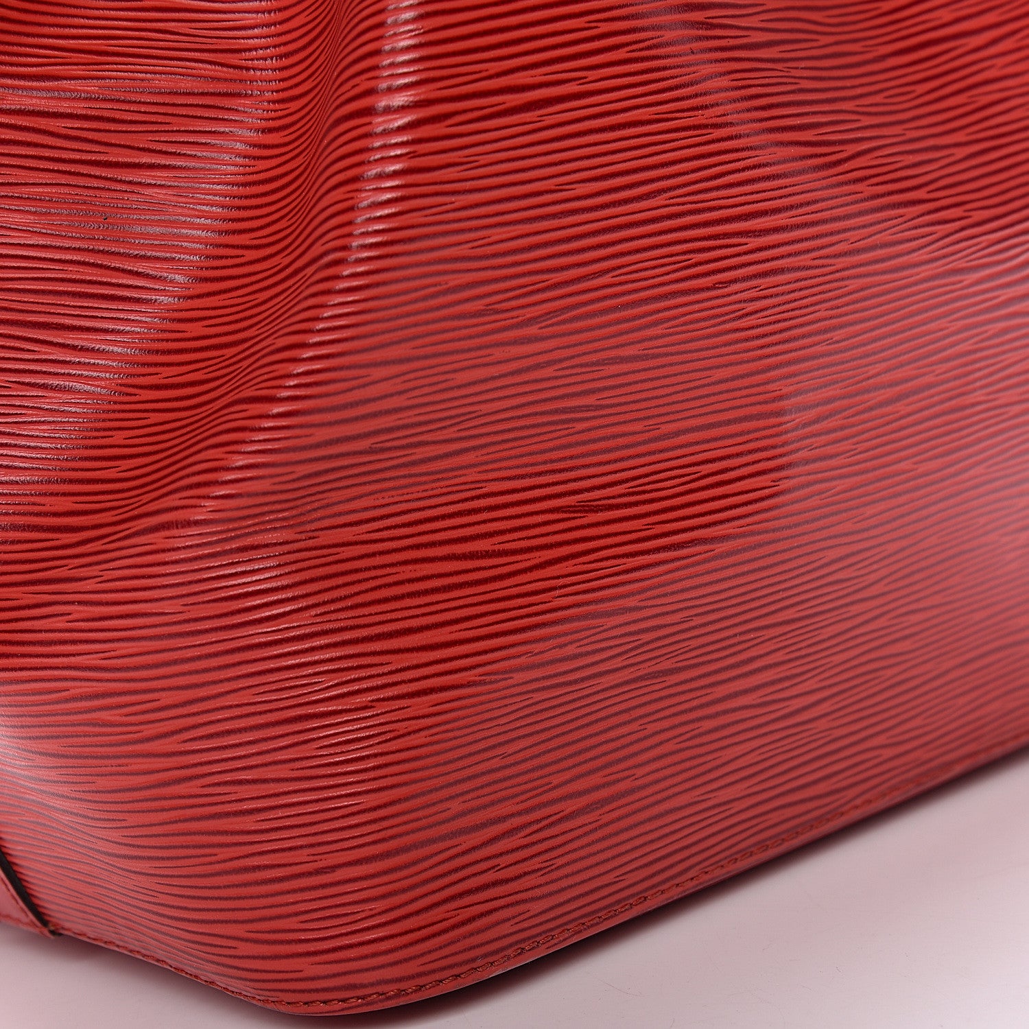Louis Vuitton Epi Petit Noe Castillan Red 16 of 25