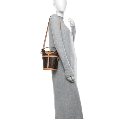 Louis Vuitton Monogram Duffle Bag 2 of 11