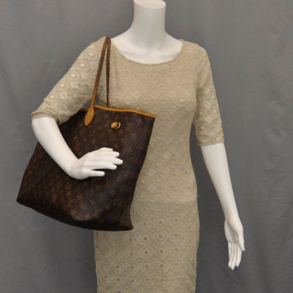 Louis Vuitton Monogram Neverfull GM 2 of 8