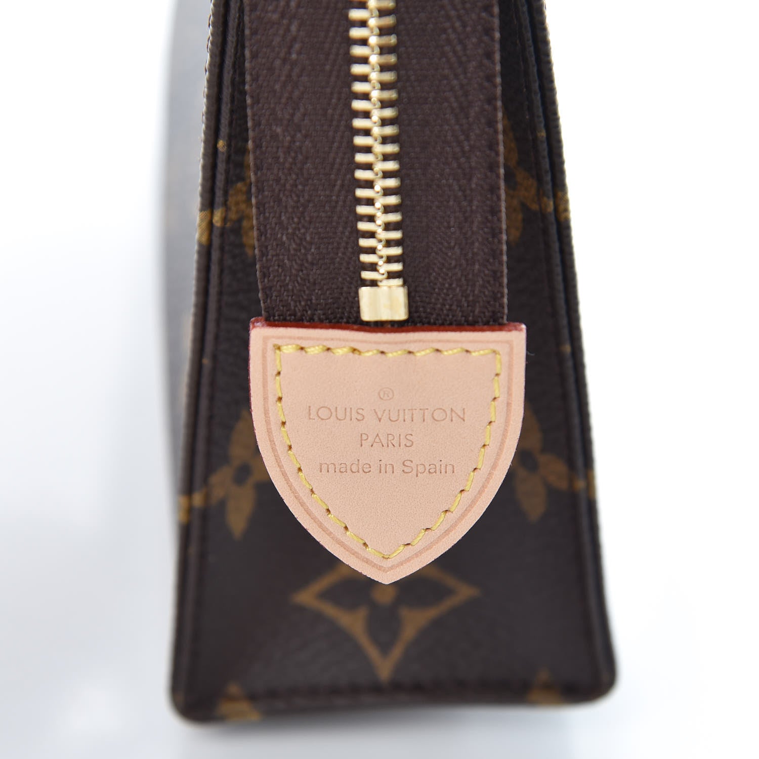Louis Vuitton Monogram Toiletry Pouch 19 6 of 7