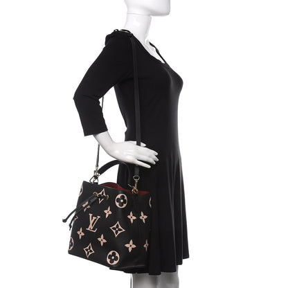 Louis Vuitton Empreinte Monogram Giant Neonoe MM Black Beige 3 of 13