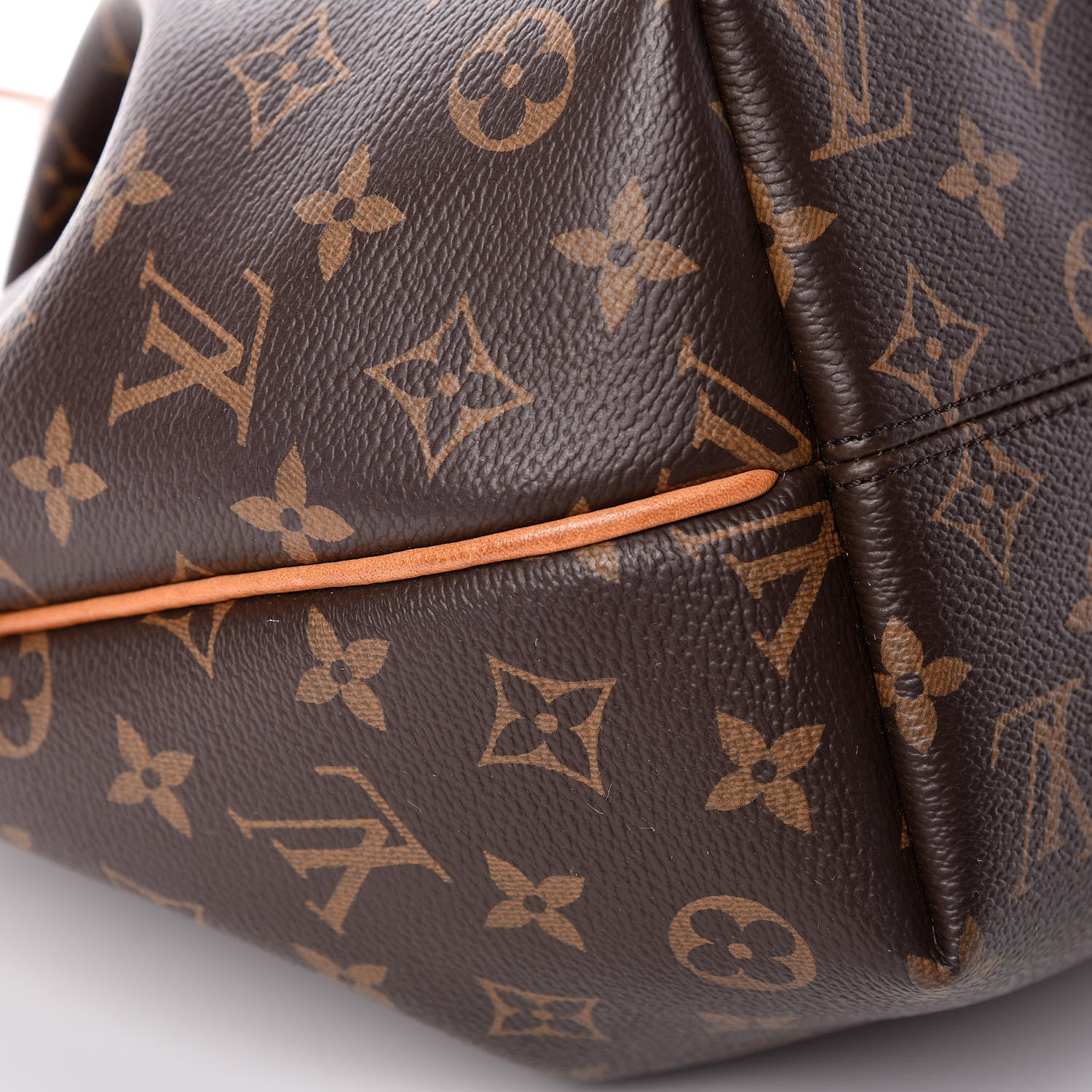 Louis Vuitton Monogram Turenne MM 14 of 21