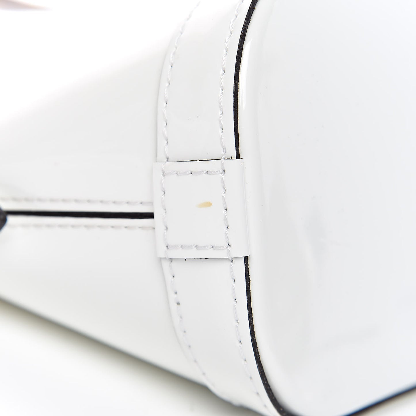 Patent Monogram Alma Mini Snow