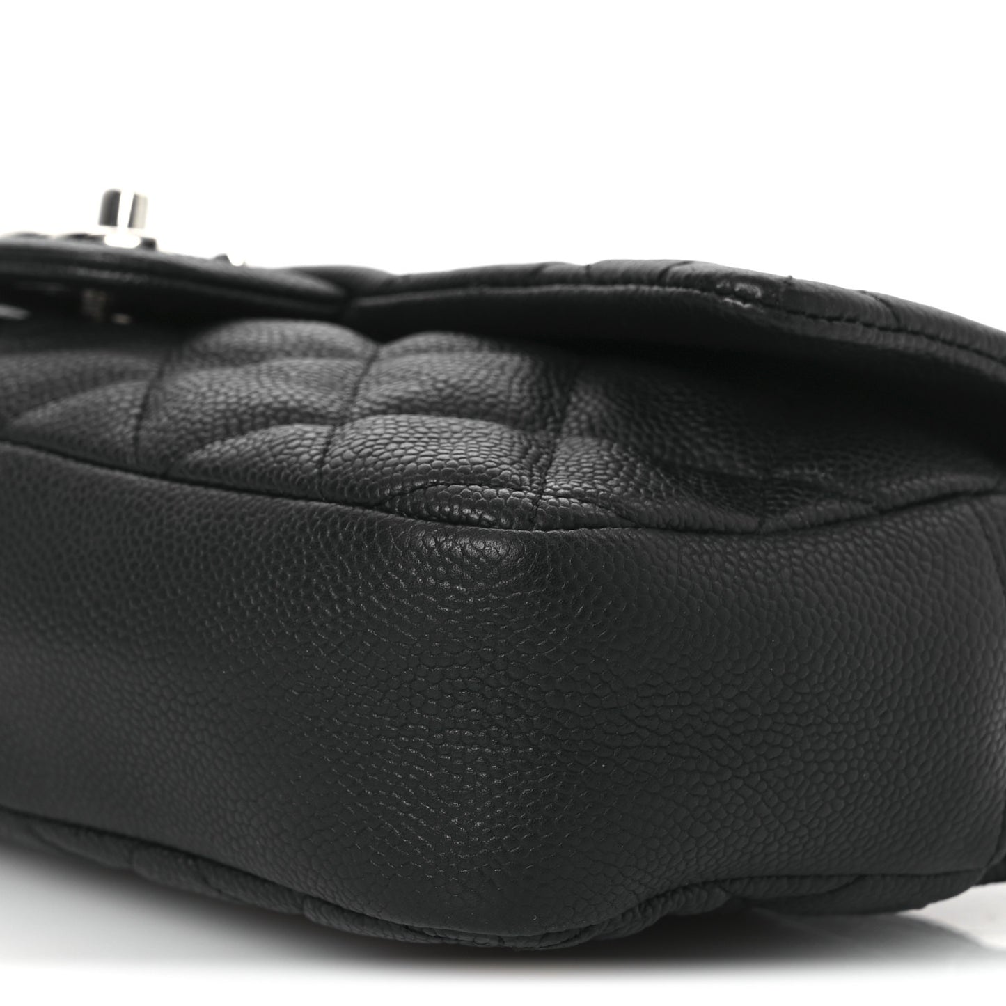 Caviar Quilted Medium Easy Flap Black
