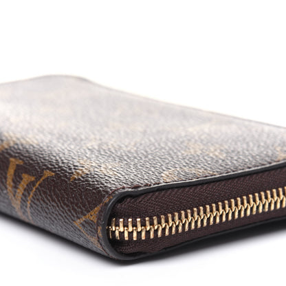 Louis Vuitton Monogram Zippy Compact Wallet 13 of 14
