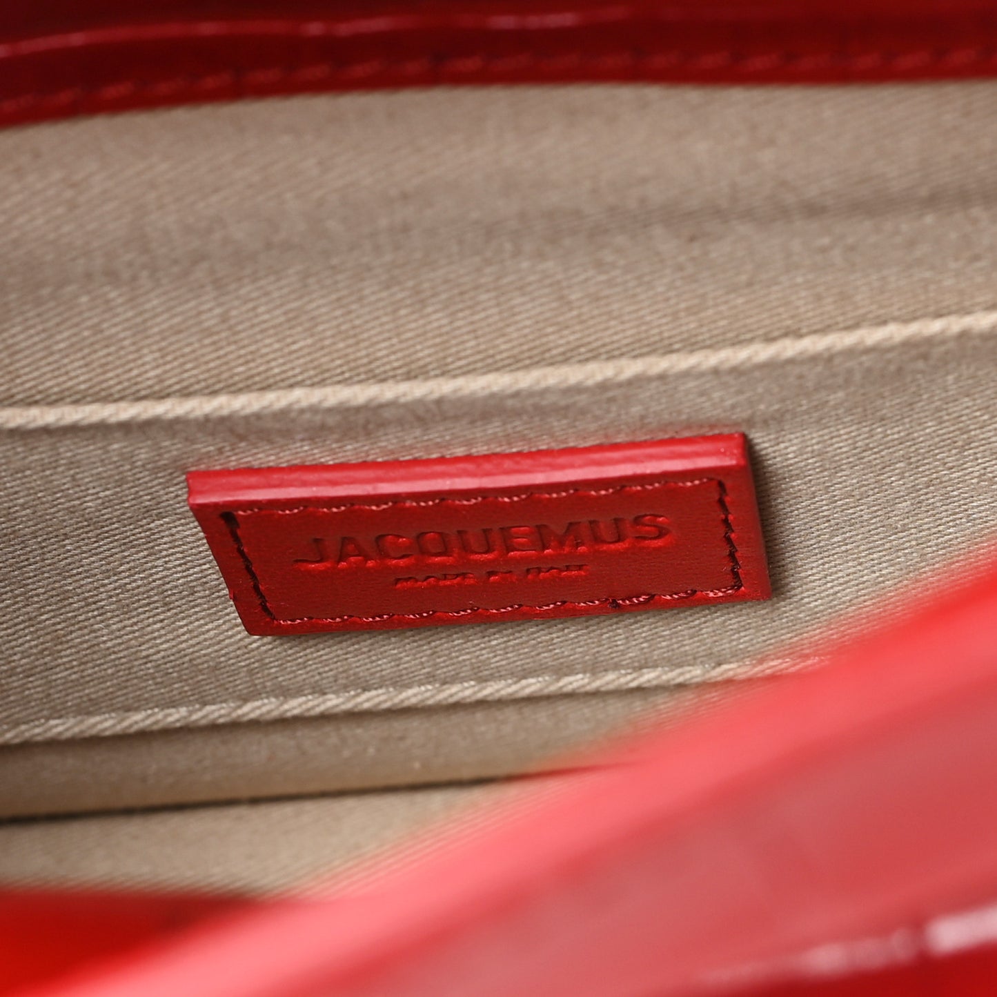 Calfskin Crocodile Embossed La Pochette Rond Carre Red