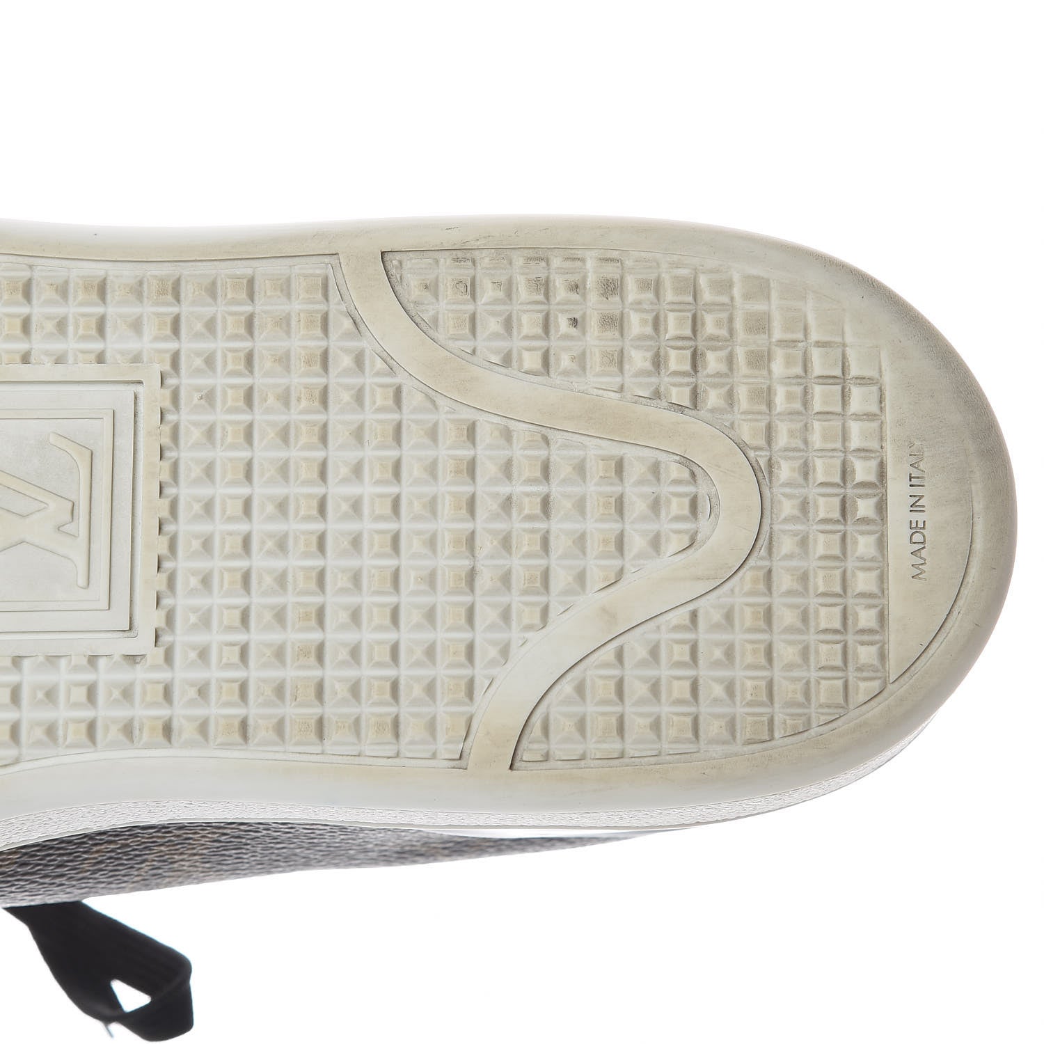 Louis Vuitton Patent Monogram Frontrow Sneakers 41 11 of 11