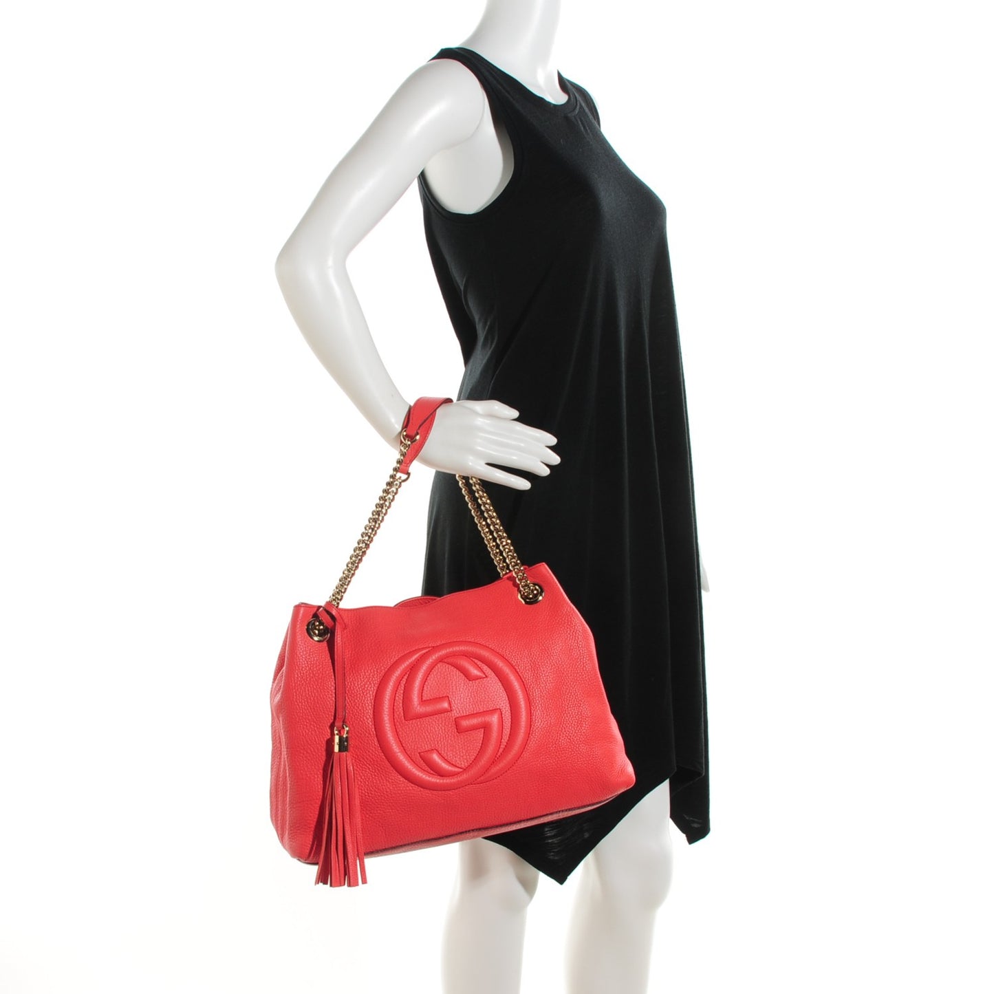 Pebbled Calfskin Medium Soho Chain Shoulder Bag Begonia Pink