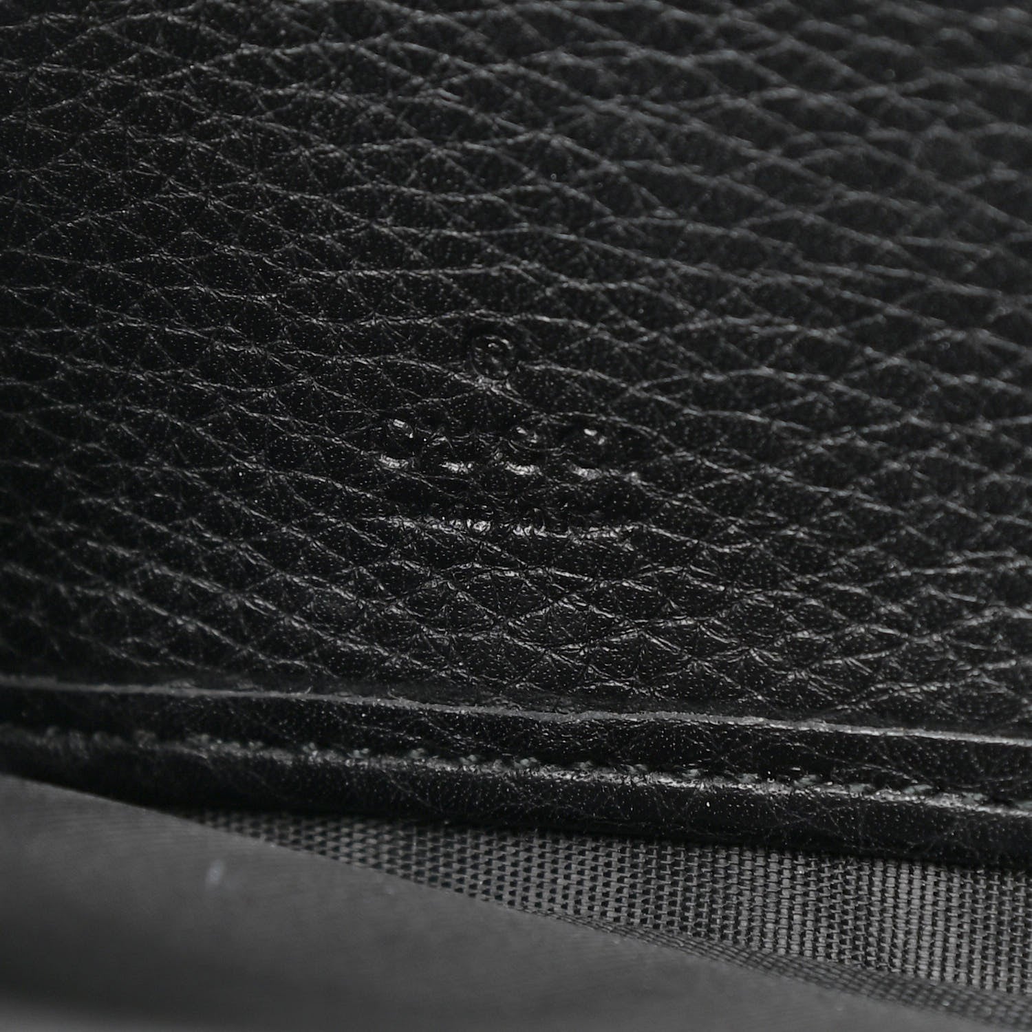 Gucci Pebbled Calfskin Soho Zip Around Wallet Black 6 of 7