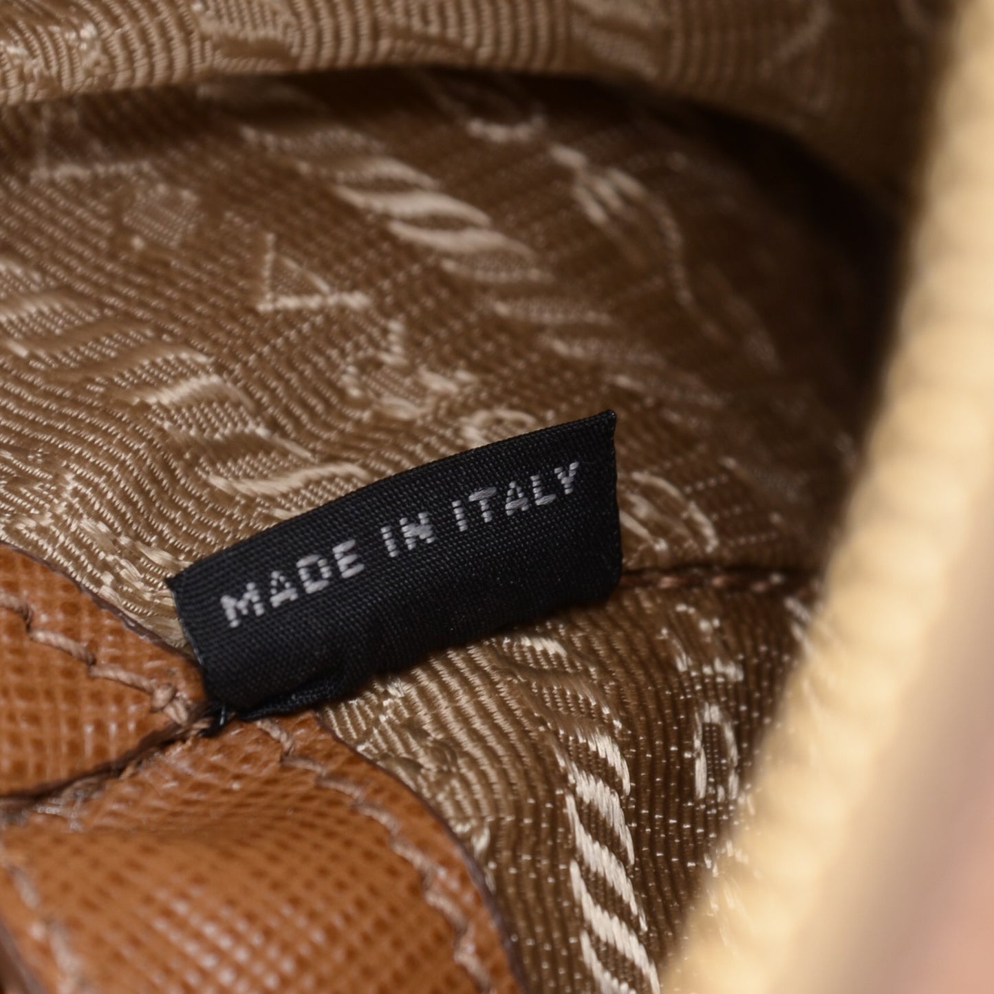 Saffiano Lux Small Promenade Tote Caramel