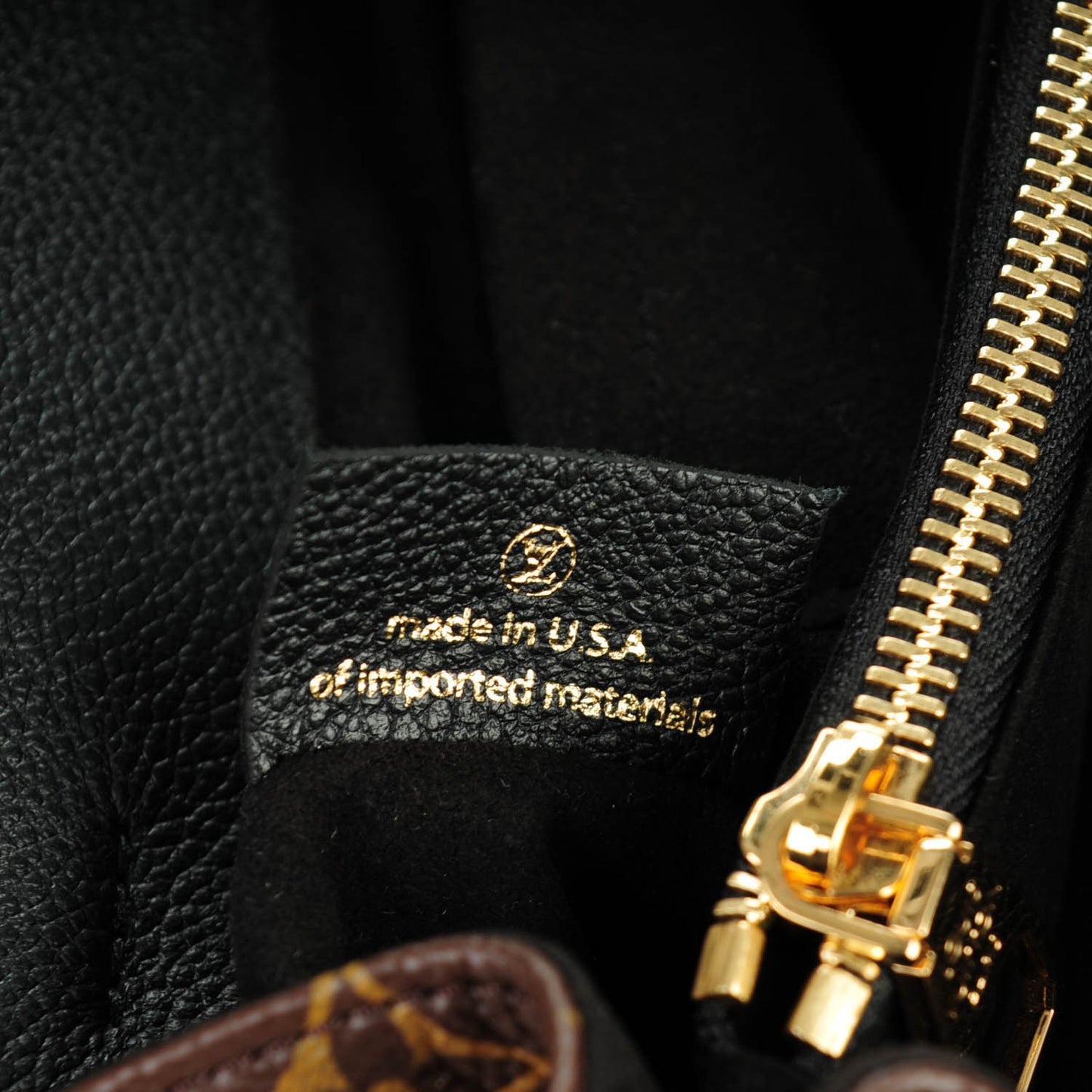 Monogram Venus Black