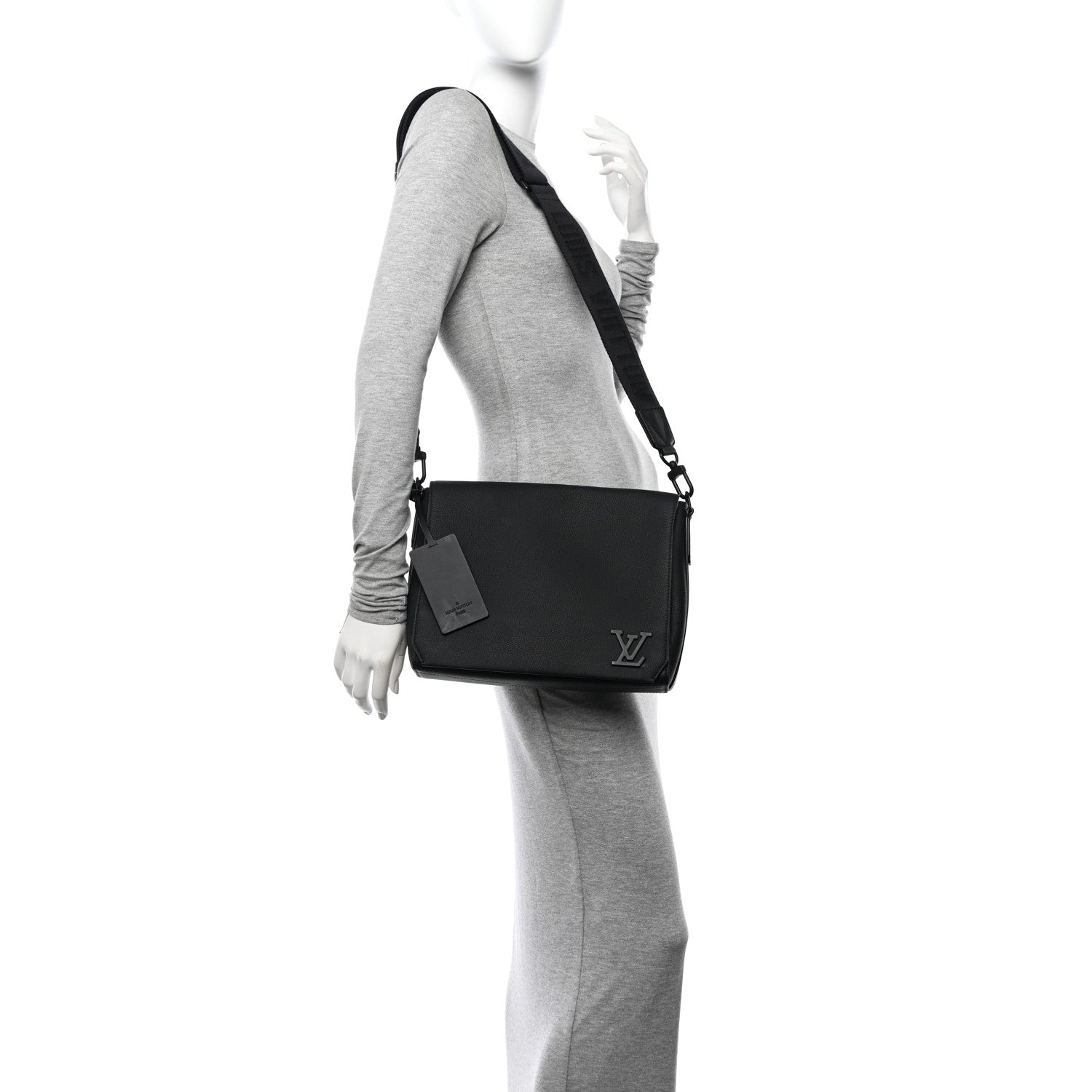 Louis Vuitton Calfskin Aerogram Messenger Black 2 of 10