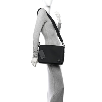 Louis Vuitton Calfskin Aerogram Messenger Black 2 of 10