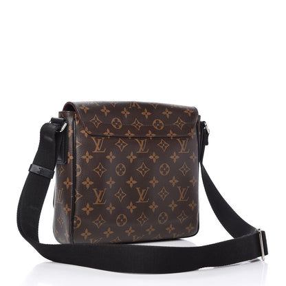 Louis Vuitton Monogram Macassar District PM 3 of 10
