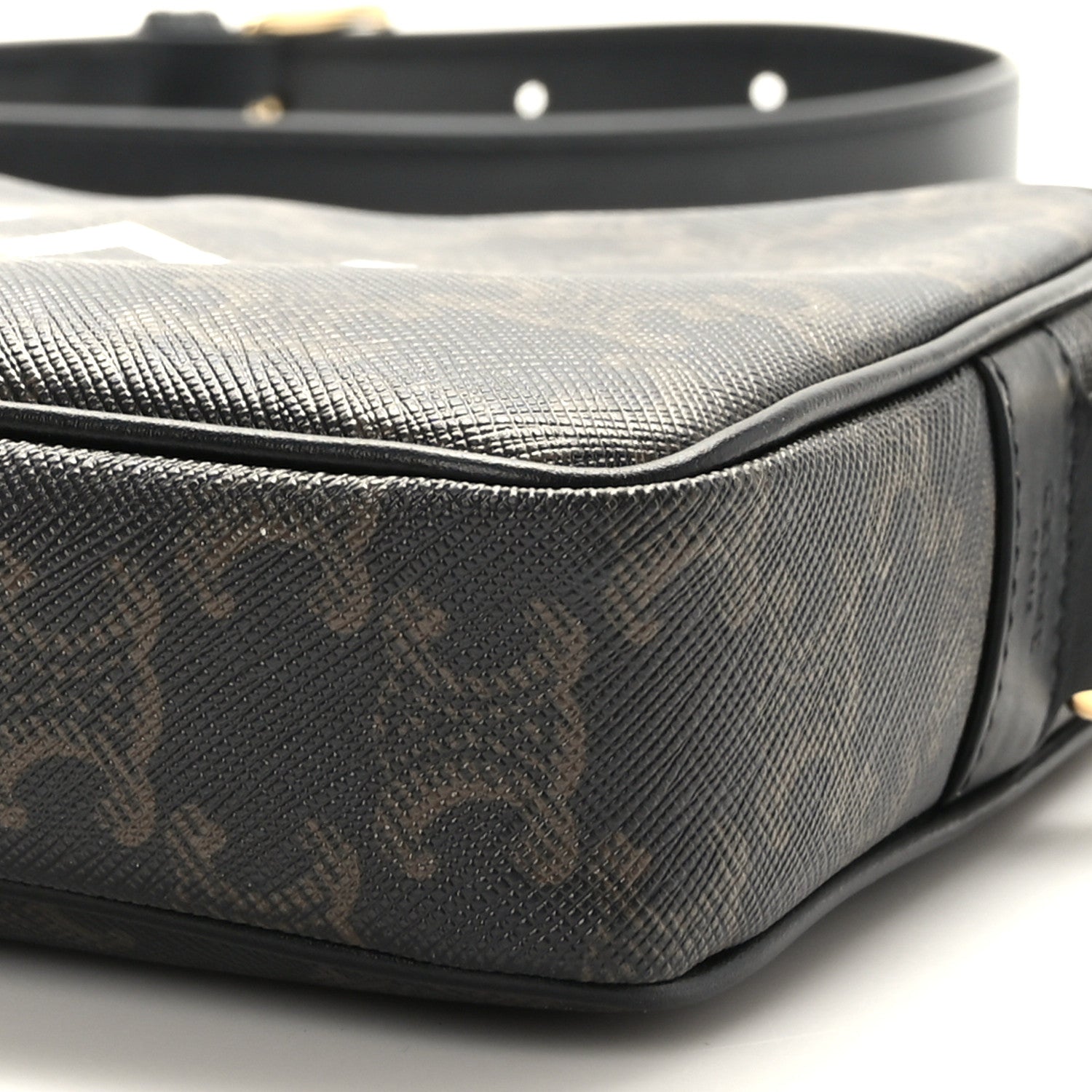 Celine Triomphe Canvas Medium Messenger Bag Black 8 of 8