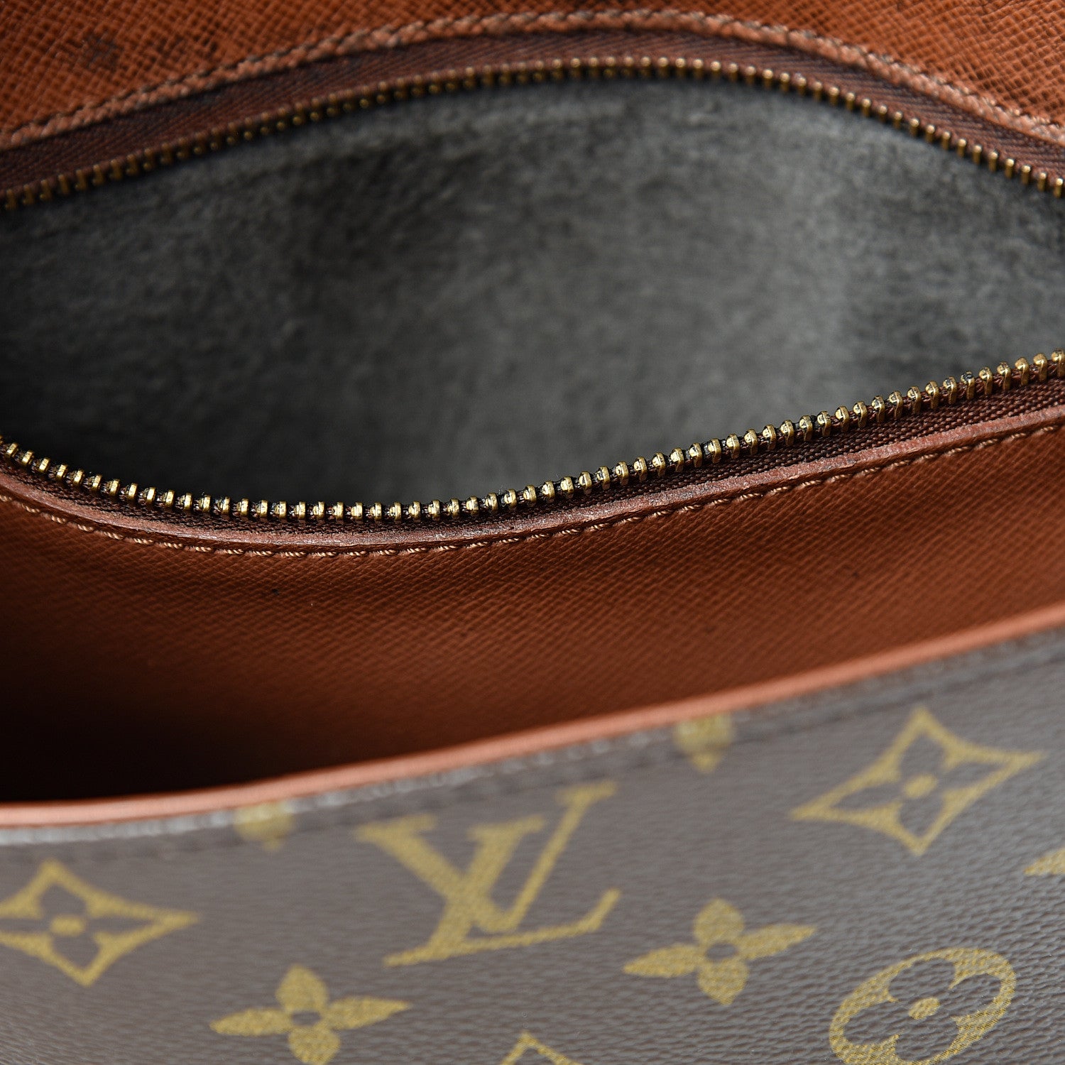 Louis Vuitton Monogram Saint Cloud GM 16 of 31